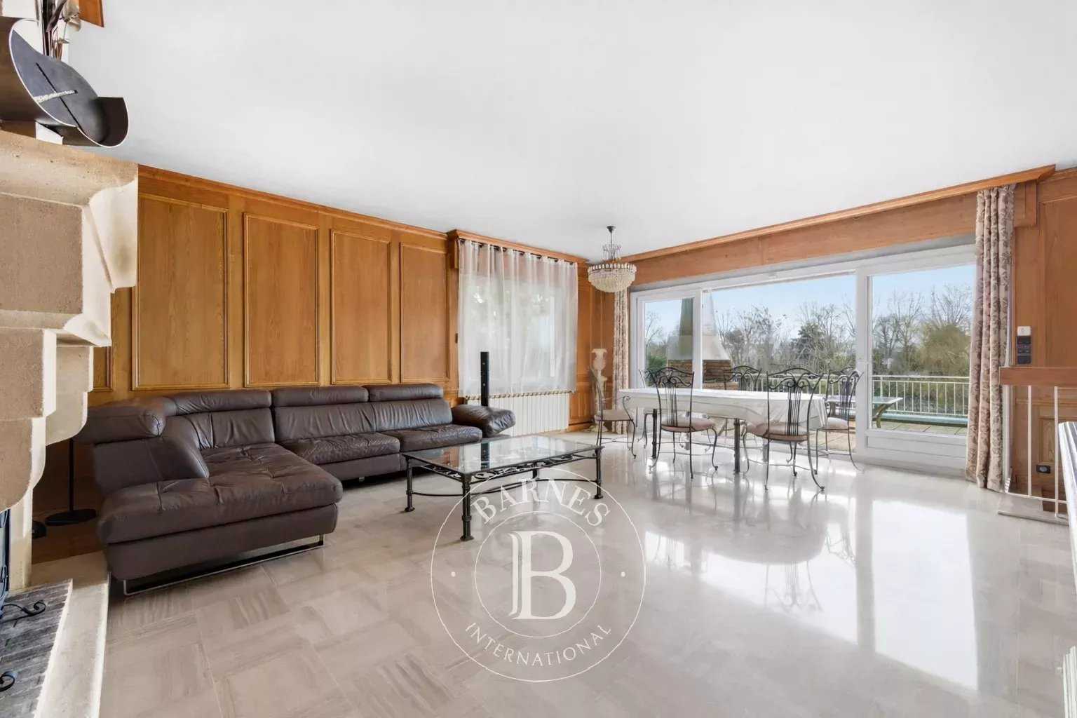 Chennevières-sur-Marne  - Casa adosada 8 Cuartos 5 Habitaciones