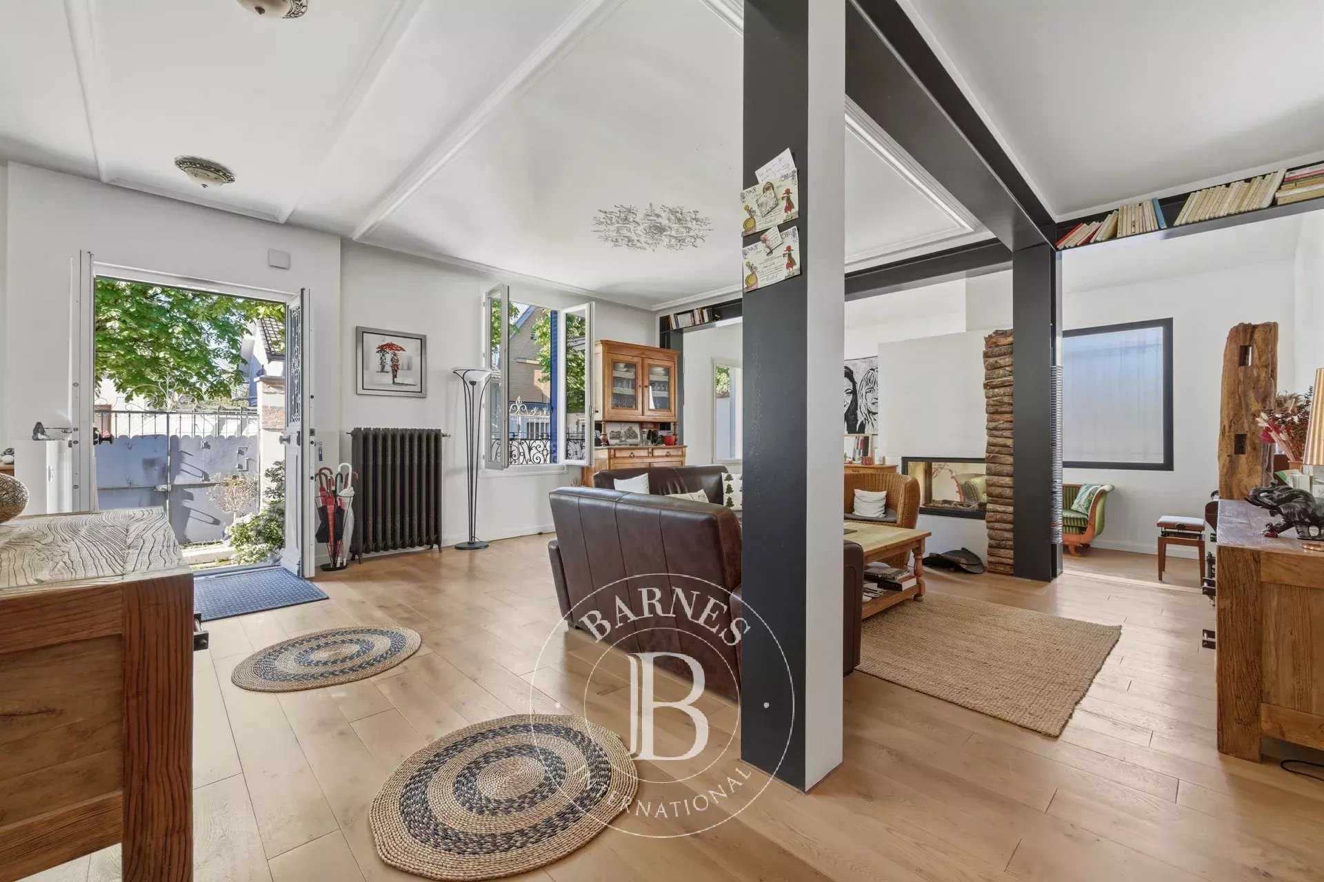 Saint-Maur-des-Fossés  - Maison 6 Pi&egrave;ces 5 Chambres