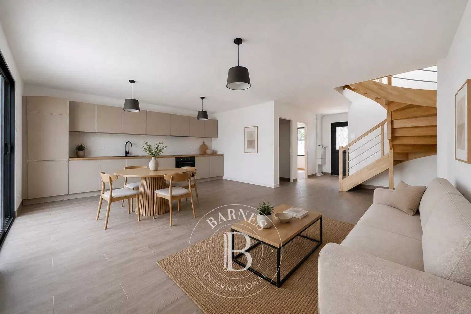 Joinville-le-Pont  - House 5 Bedrooms