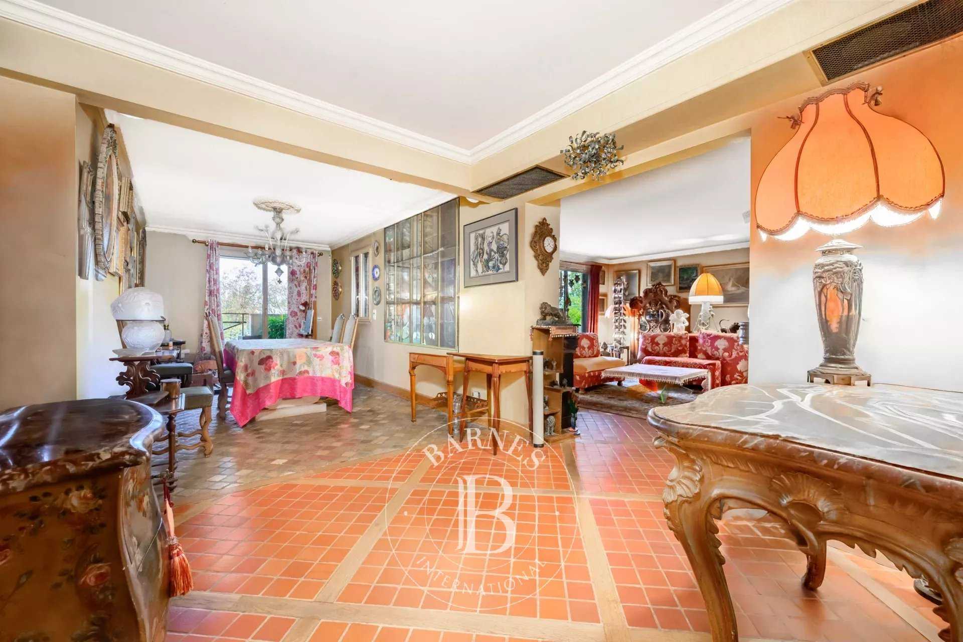 Nogent-sur-Marne  - Appartement 5 Pièces 3 Chambres