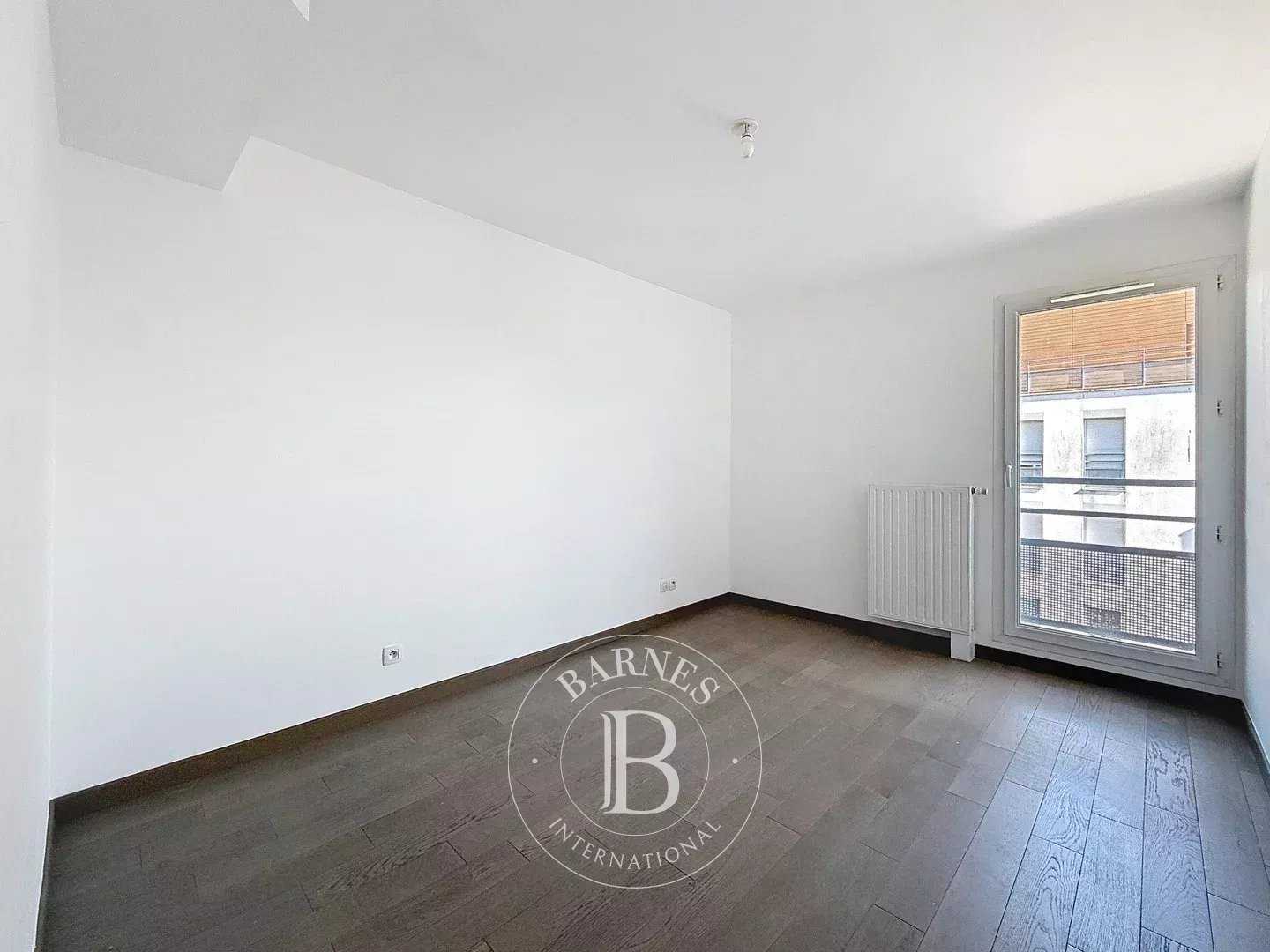 Le Perreux-sur-Marne  - Appartement 3 Pi&egrave;ces 2 Chambres