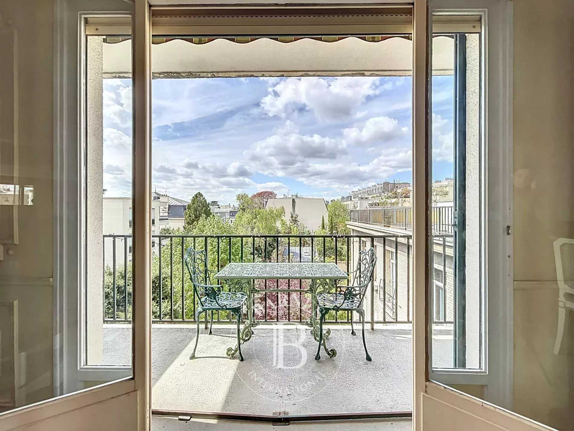 Apartment Paris 75012