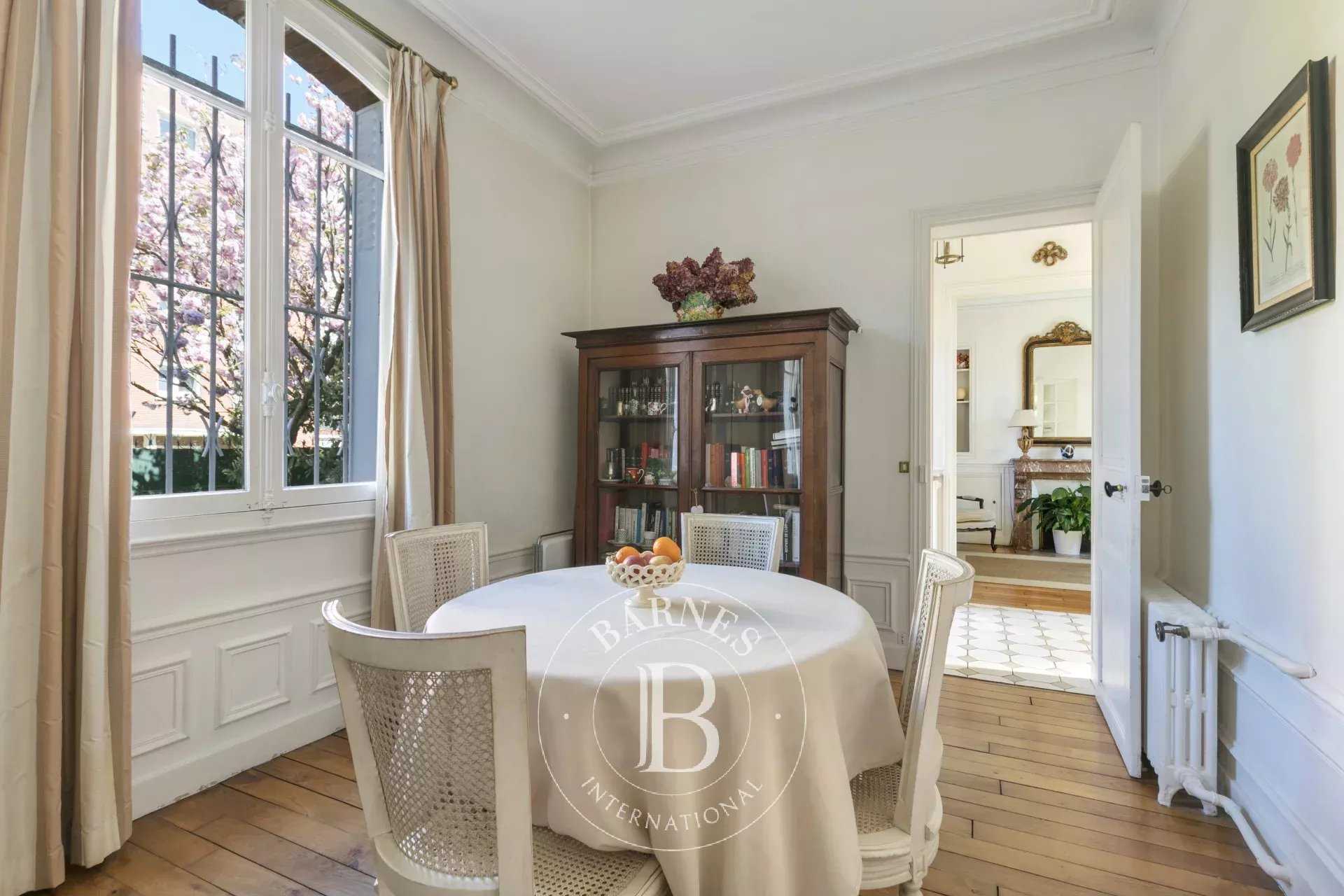 Fontenay-sous-Bois  - Maison 5 Pi&egrave;ces 4 Chambres