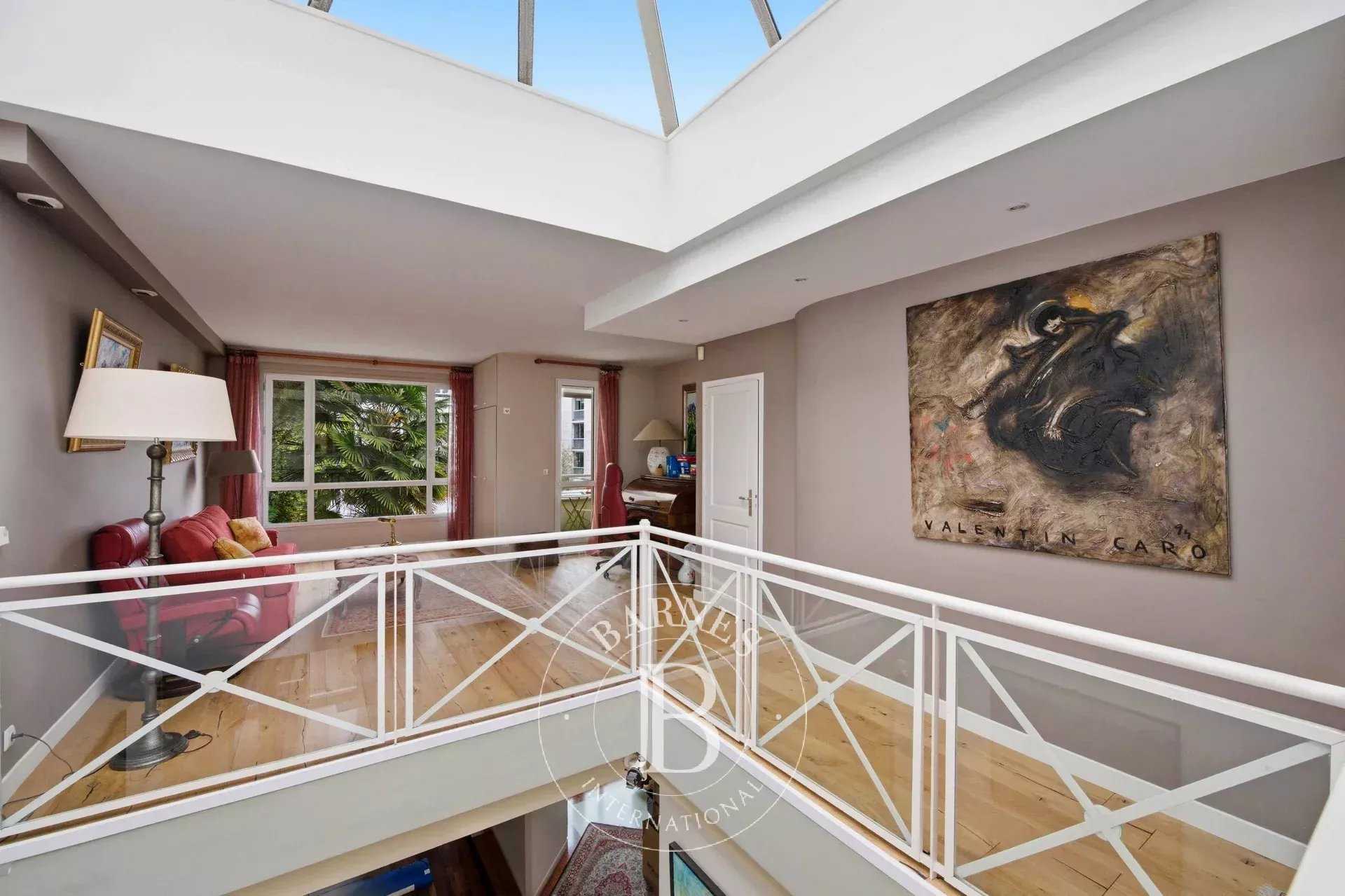 Nogent-sur-Marne  - Maison 5 Pi&egrave;ces 2 Chambres