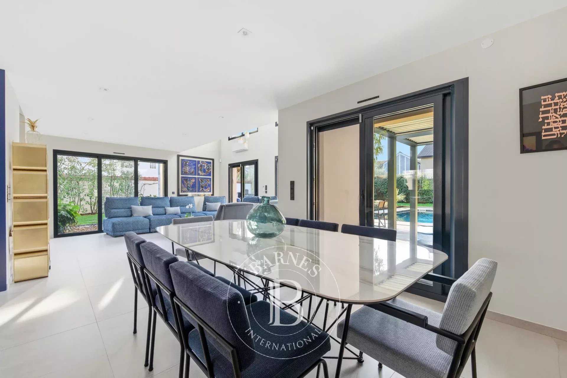 Saint-Maur-des-Fossés  - House 6 Bedrooms