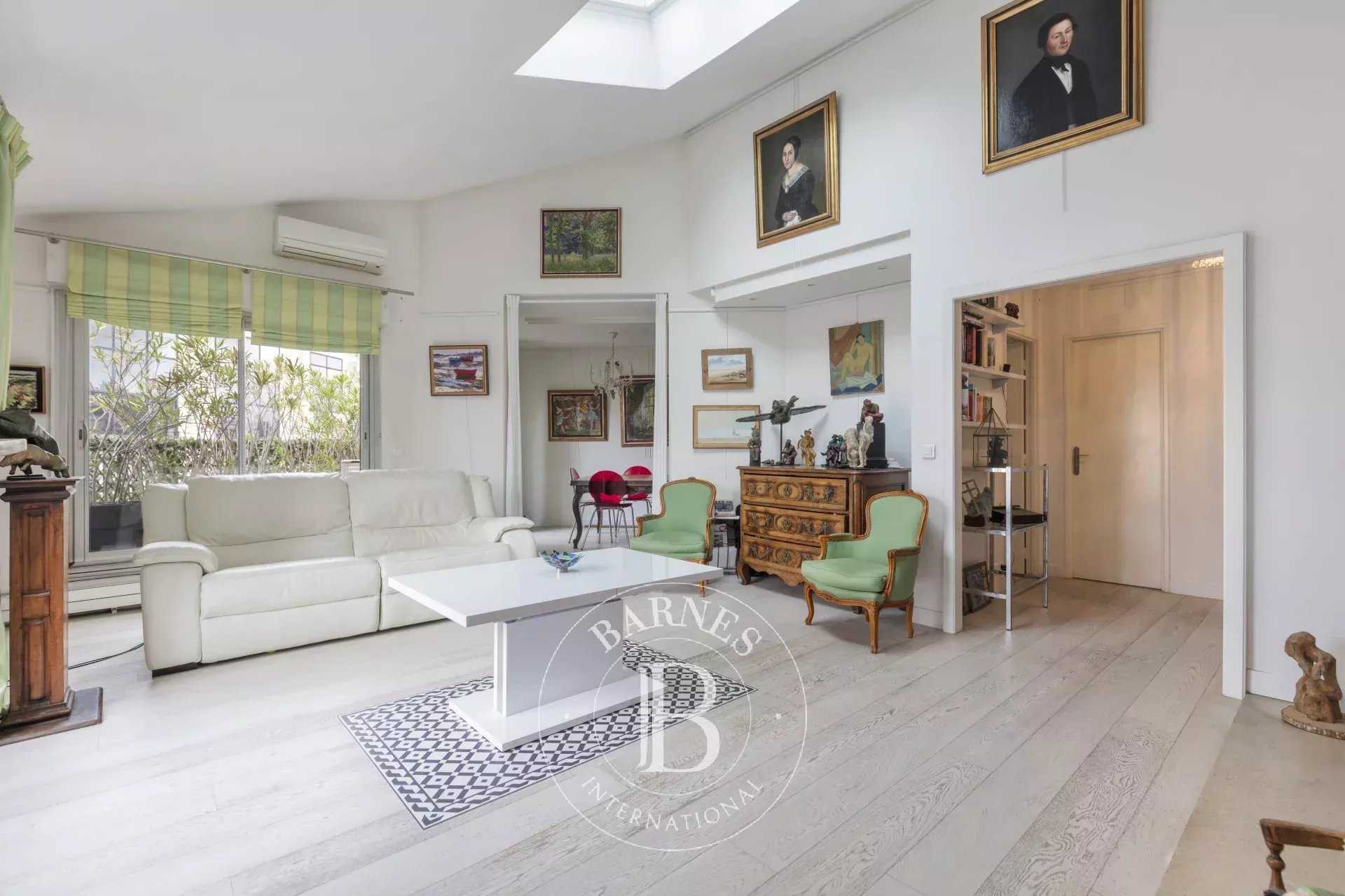 Vincennes  - Appartement 4 Pi&egrave;ces 2 Chambres