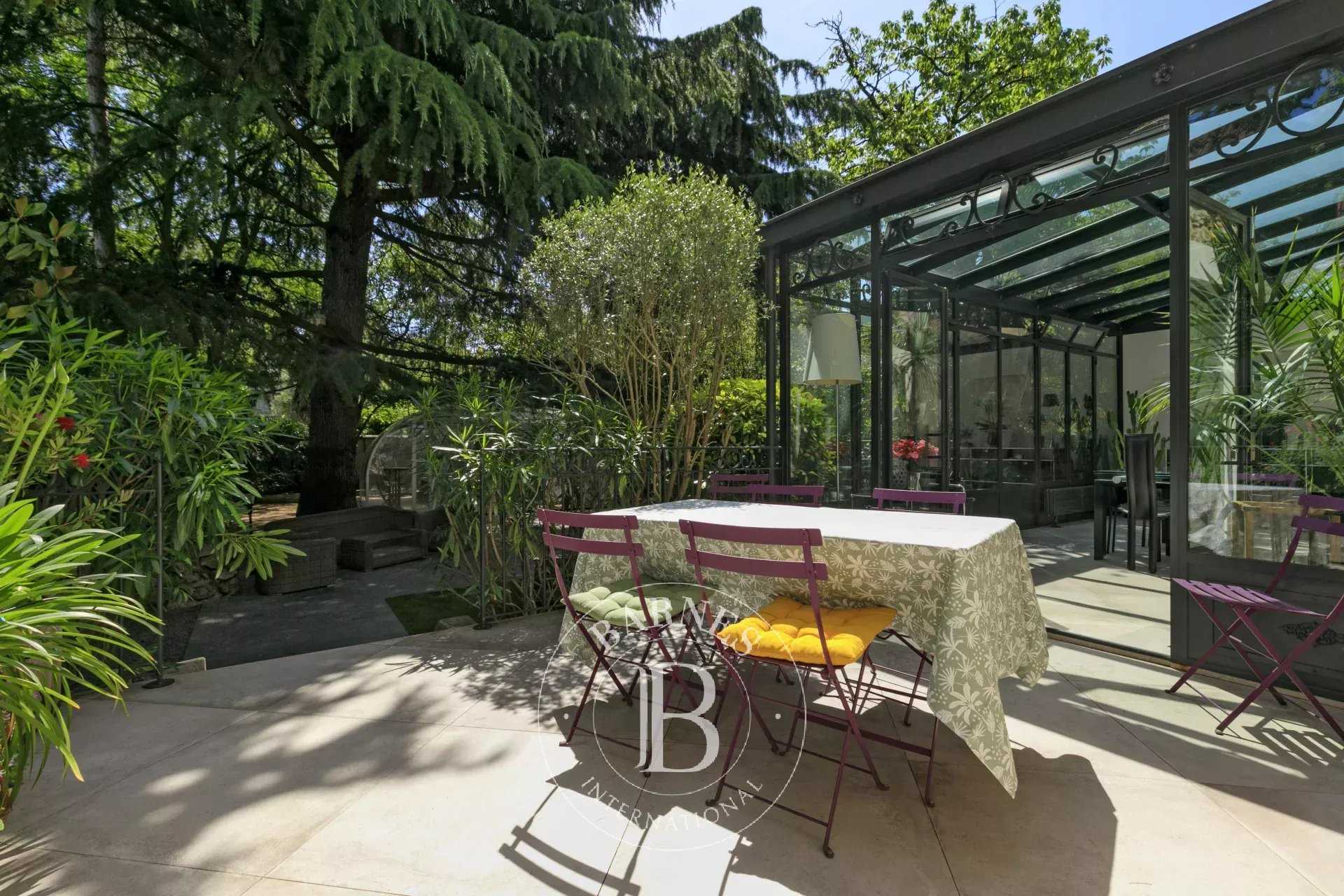 Bry-sur-Marne  - Maison 8 Pi&egrave;ces