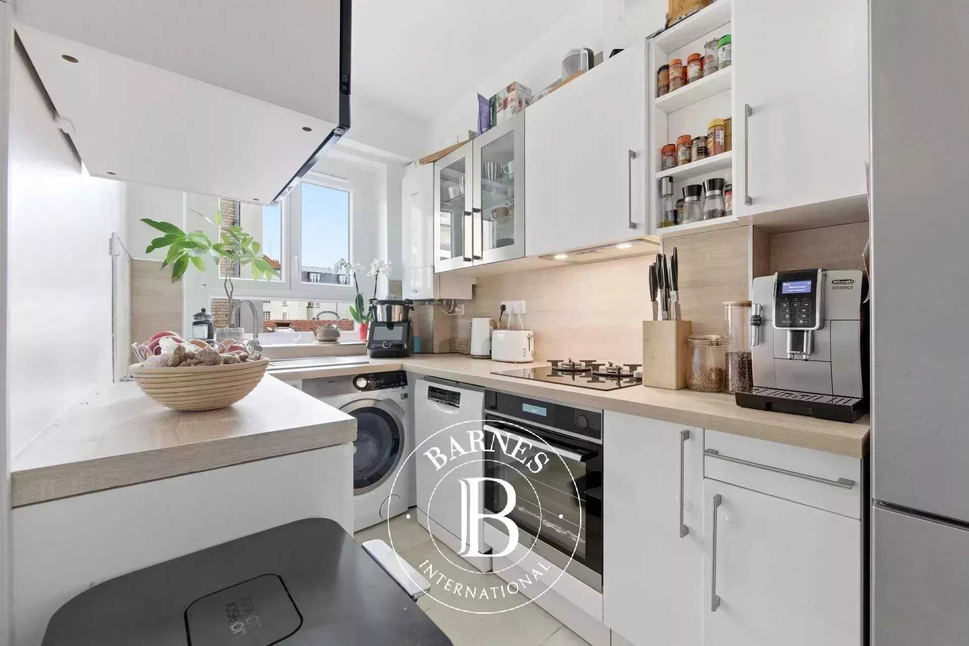 Vincennes  - Appartement 3 Pi&egrave;ces 2 Chambres