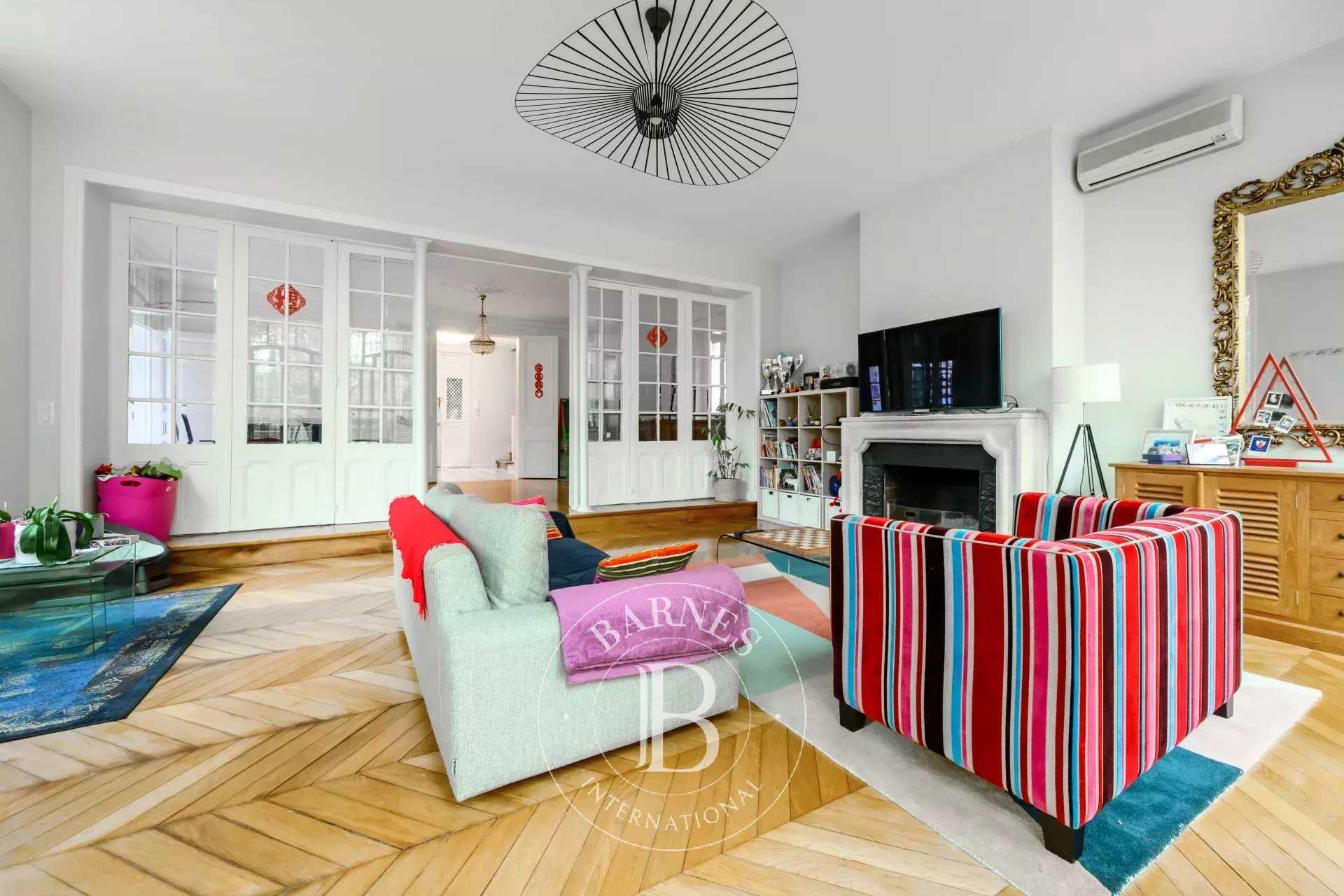 Le Perreux-sur-Marne  - House 5 Bedrooms