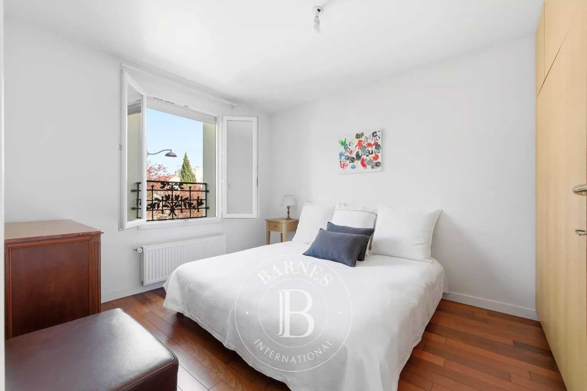 Joinville-le-Pont  - Maison 5 Pi&egrave;ces 3 Chambres