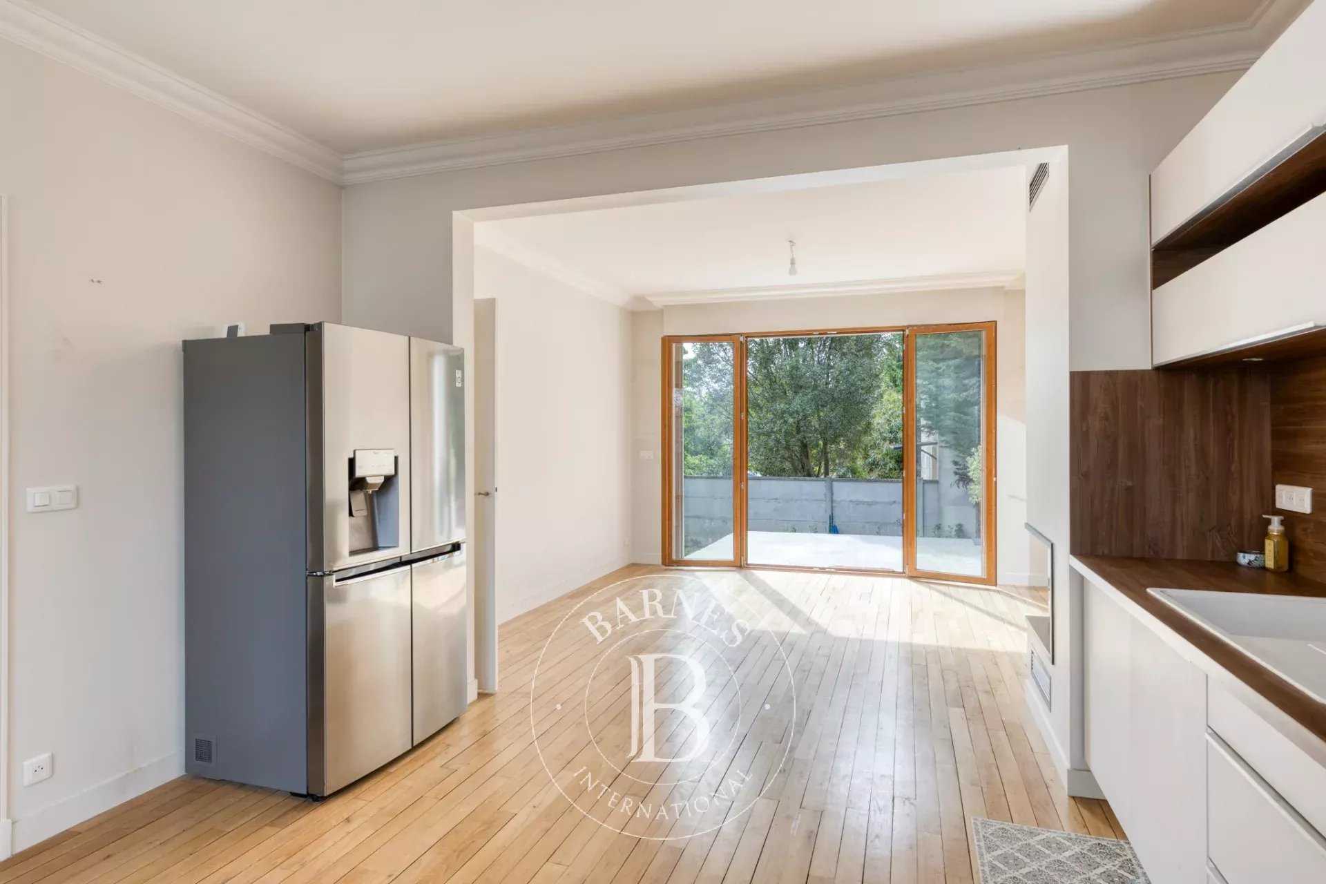 Bry-sur-Marne  - Maison 6 Pi&egrave;ces 4 Chambres