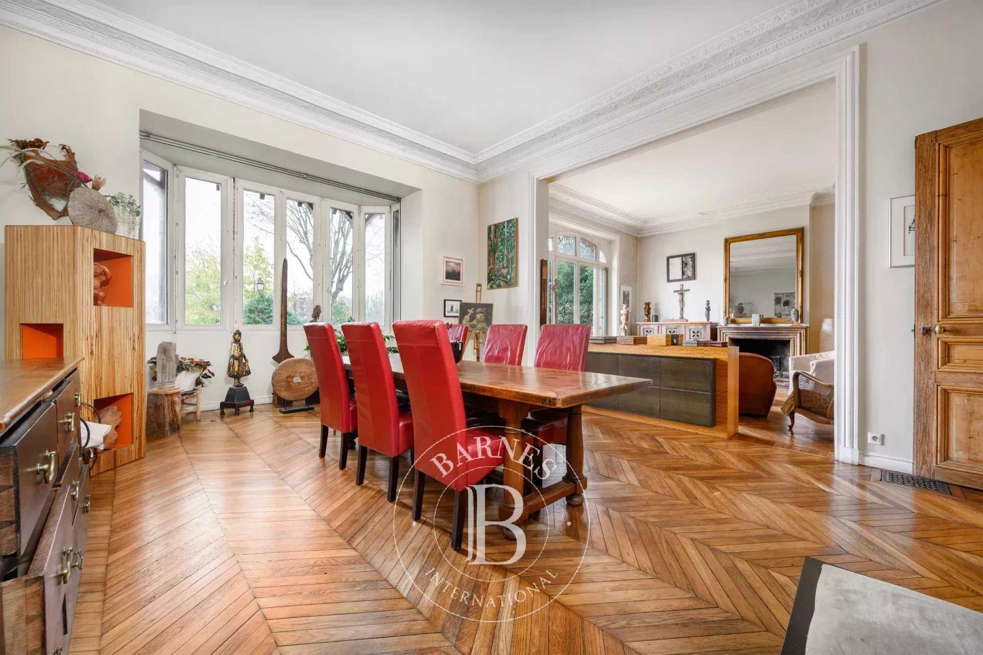 Joinville-le-Pont  - Maison 9 Pi&egrave;ces 6 Chambres