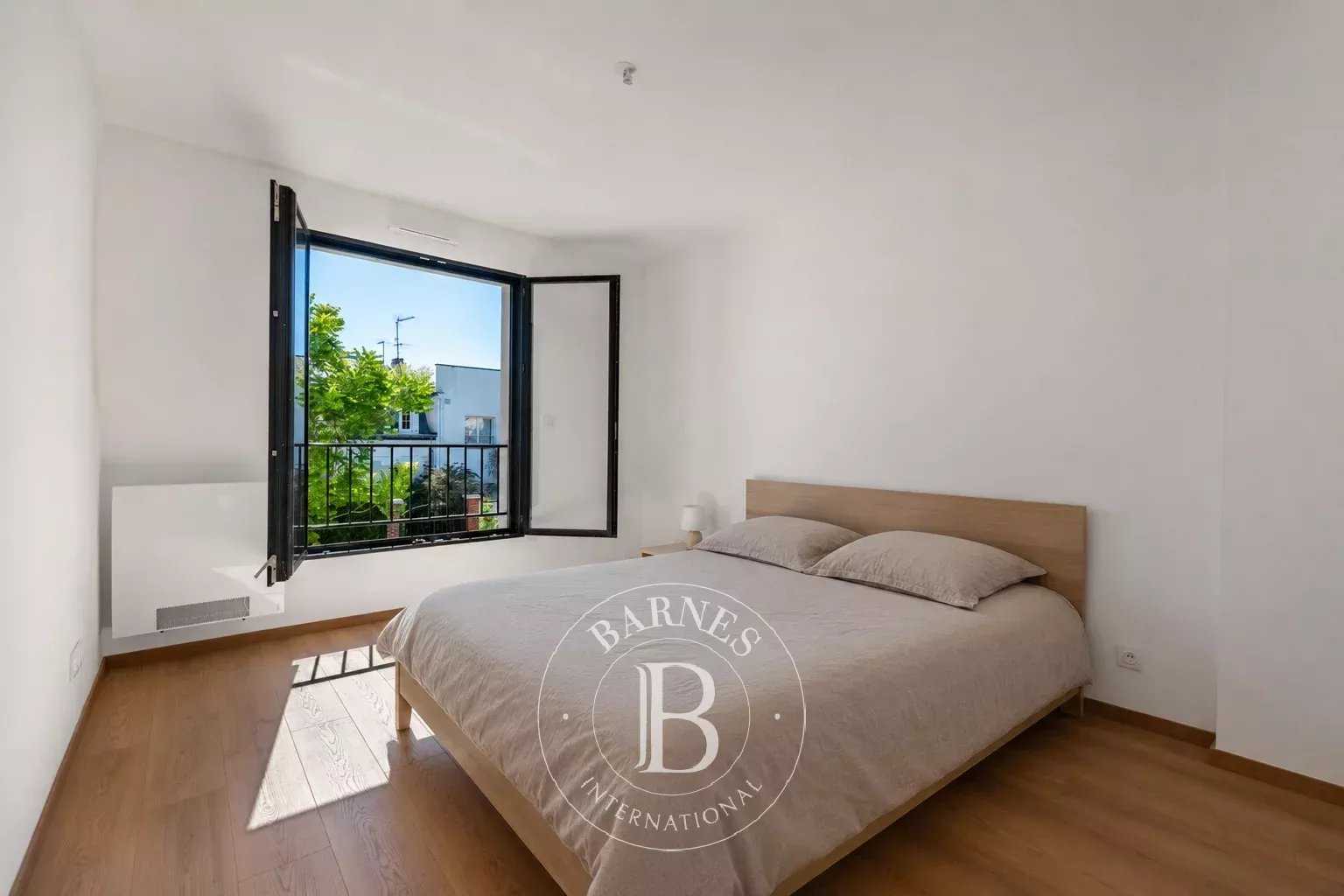 Joinville-le-Pont  - House 5 Bedrooms