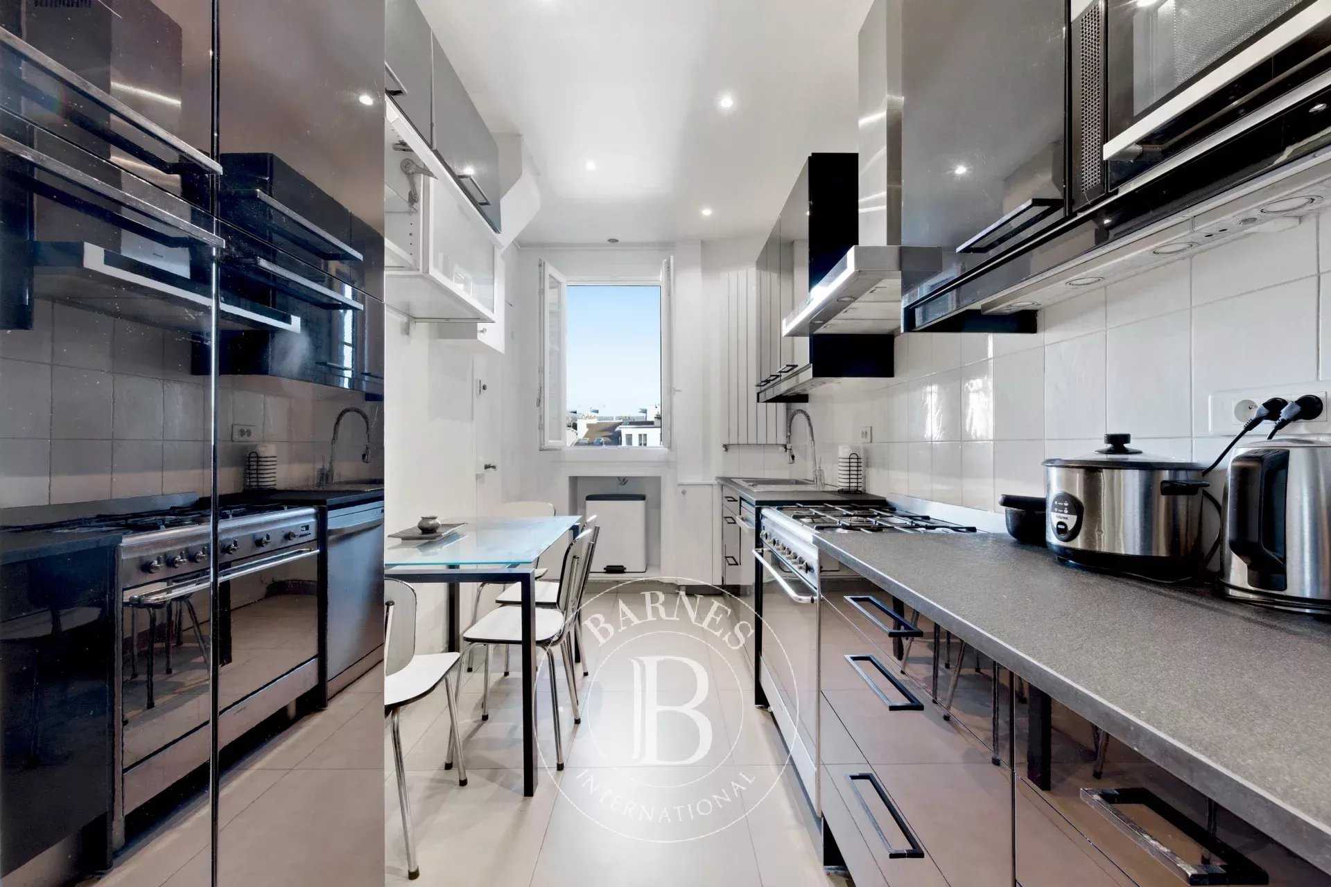 Saint-Mandé  - Appartement 4 Pi&egrave;ces 3 Chambres