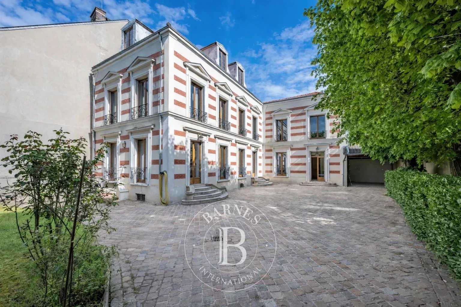Fontenay-sous-Bois  - Hôtel particulier 10 Pi&egrave;ces 4 Chambres