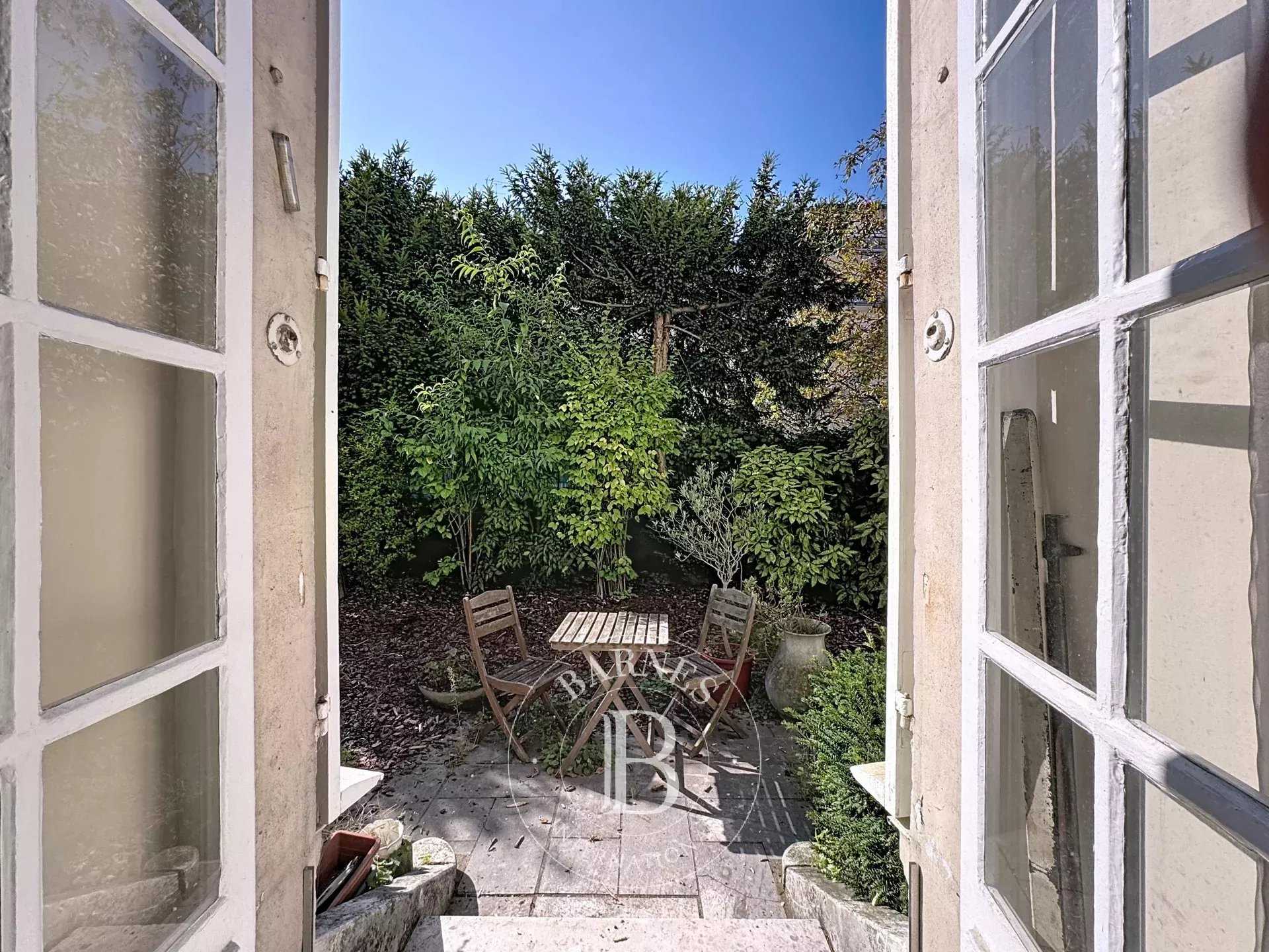 Saint-Mandé  - Appartement 4 Pi&egrave;ces 3 Chambres