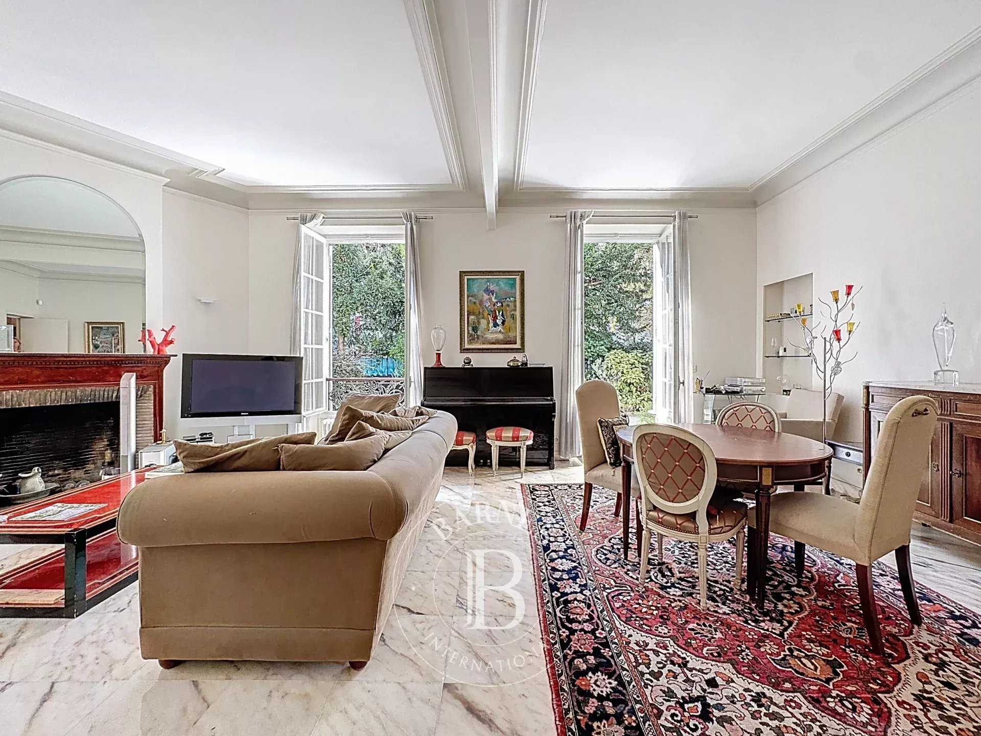 Saint-Mandé  - Appartement 4 Pi&egrave;ces 3 Chambres