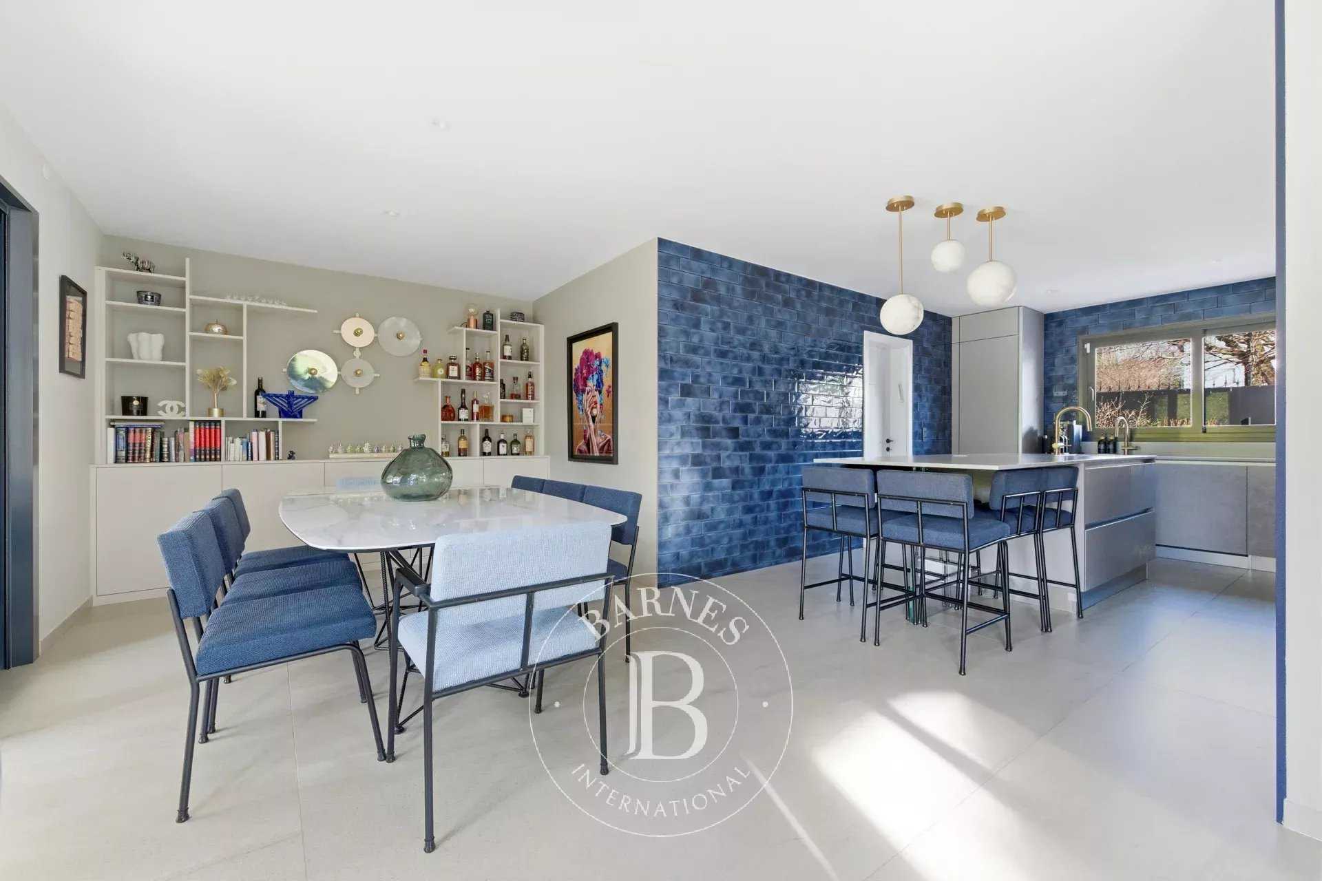 Saint-Maur-des-Fossés  - House 6 Bedrooms