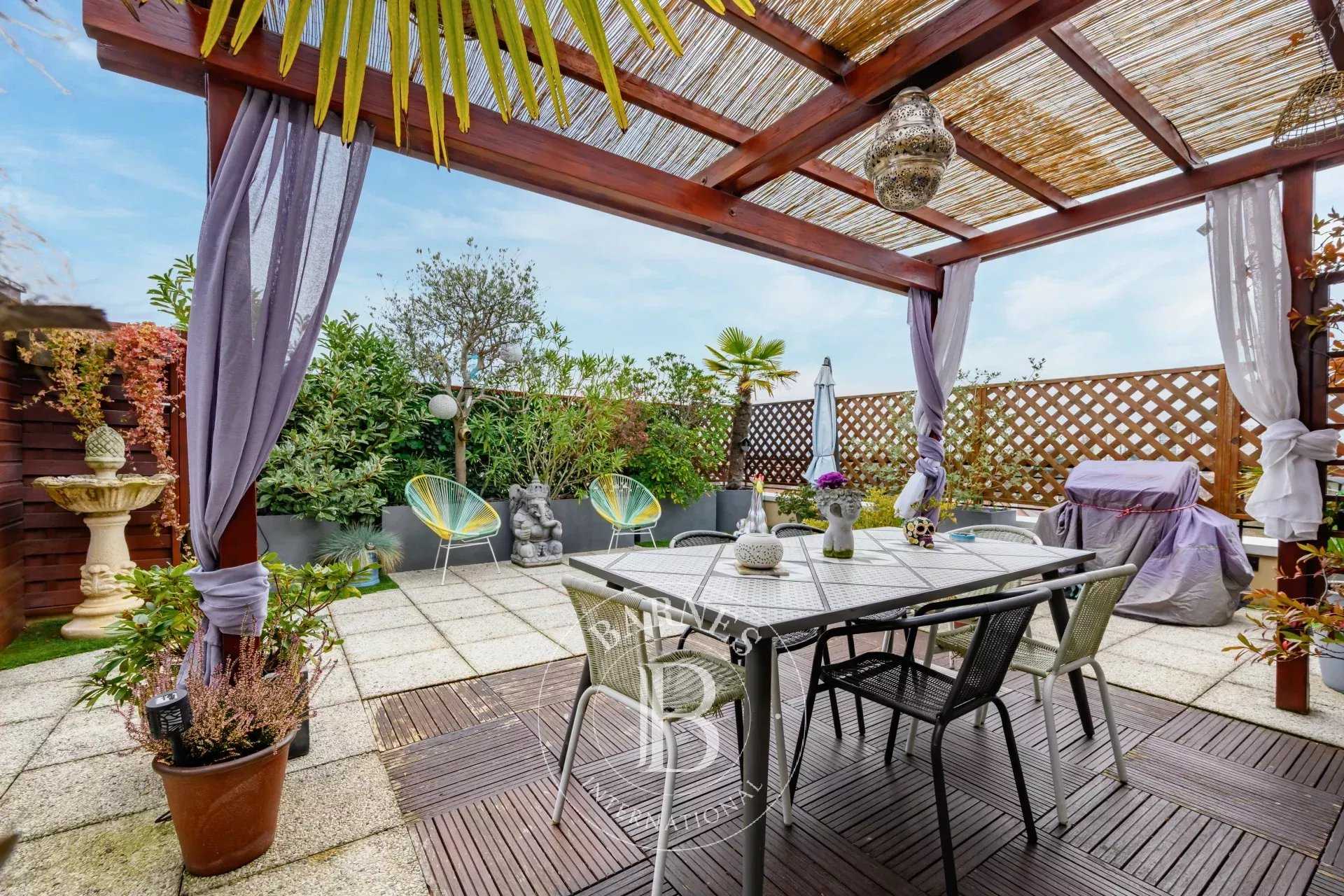 Joinville-le-Pont  - Apartment 3 Bedrooms