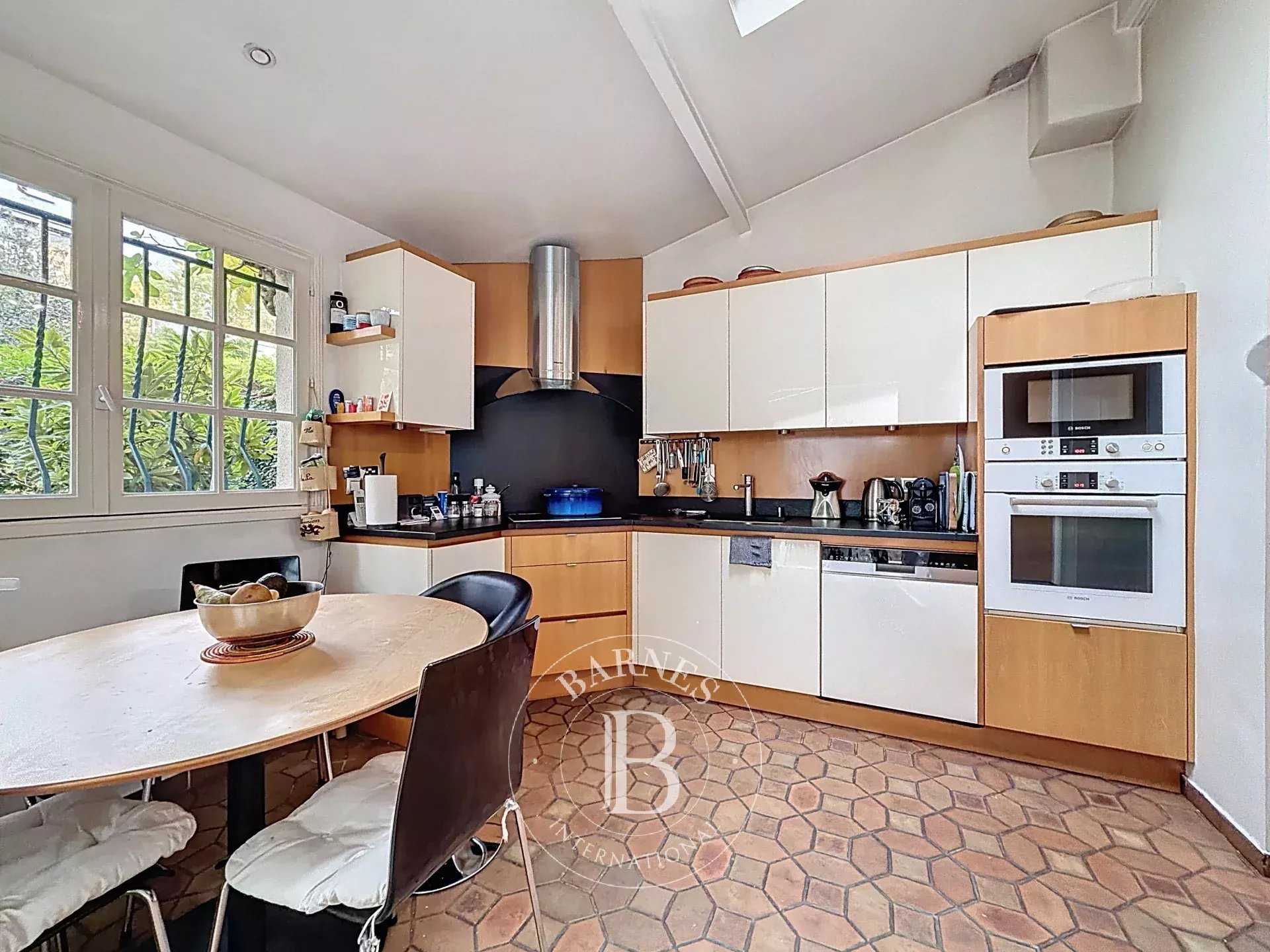 Saint-Mandé  - House 5 Bedrooms