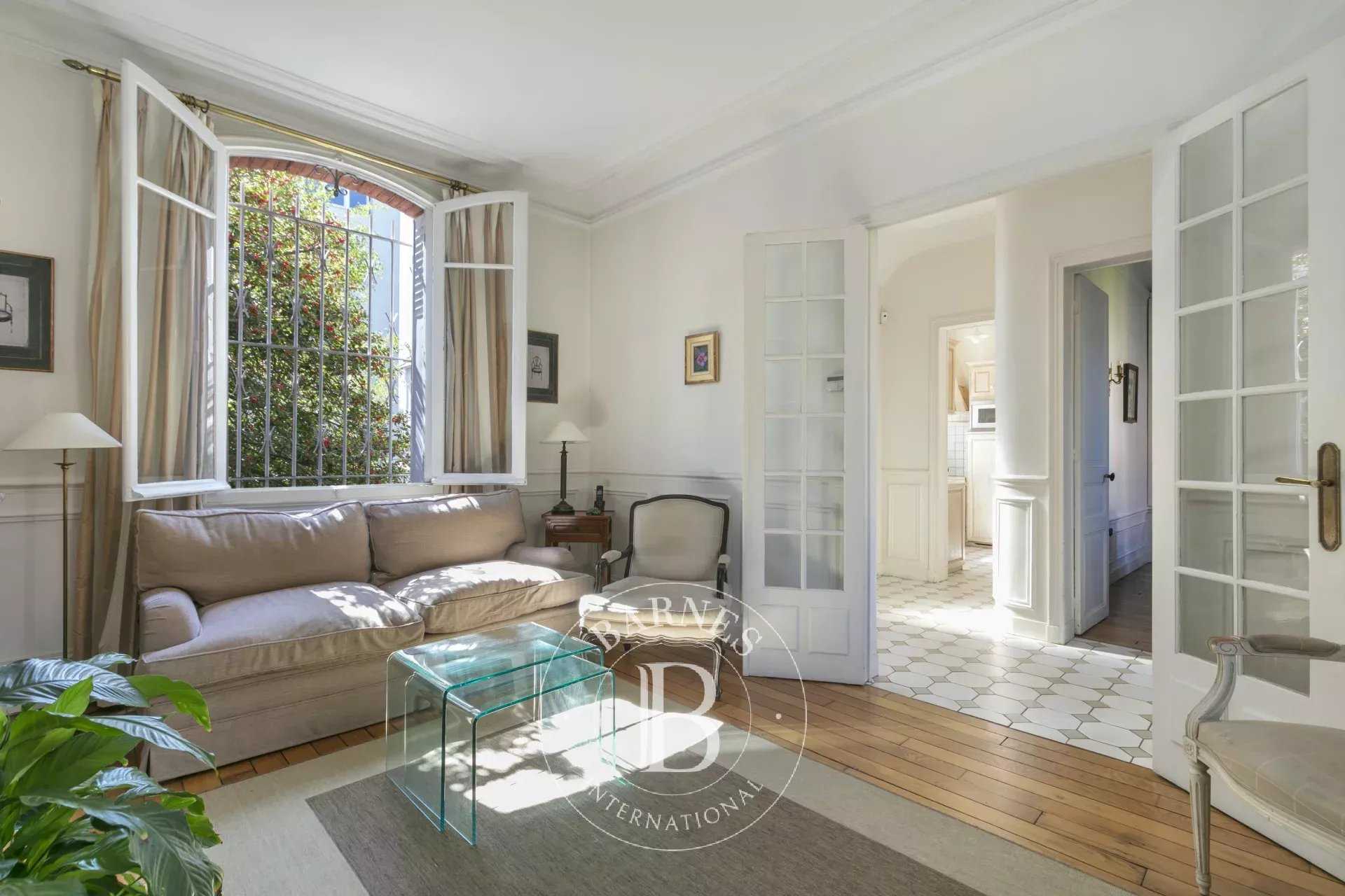 Fontenay-sous-Bois  - Maison 5 Pi&egrave;ces 4 Chambres