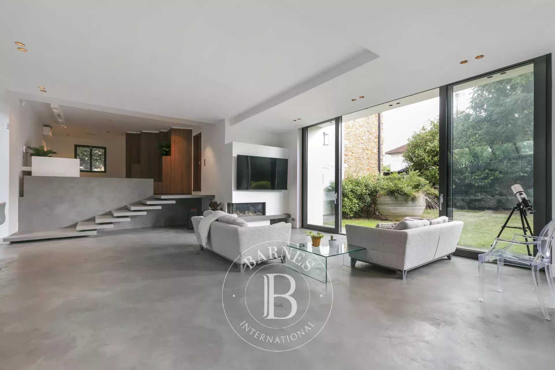 Saint-Maur-des-Fossés  - House 6 Bedrooms