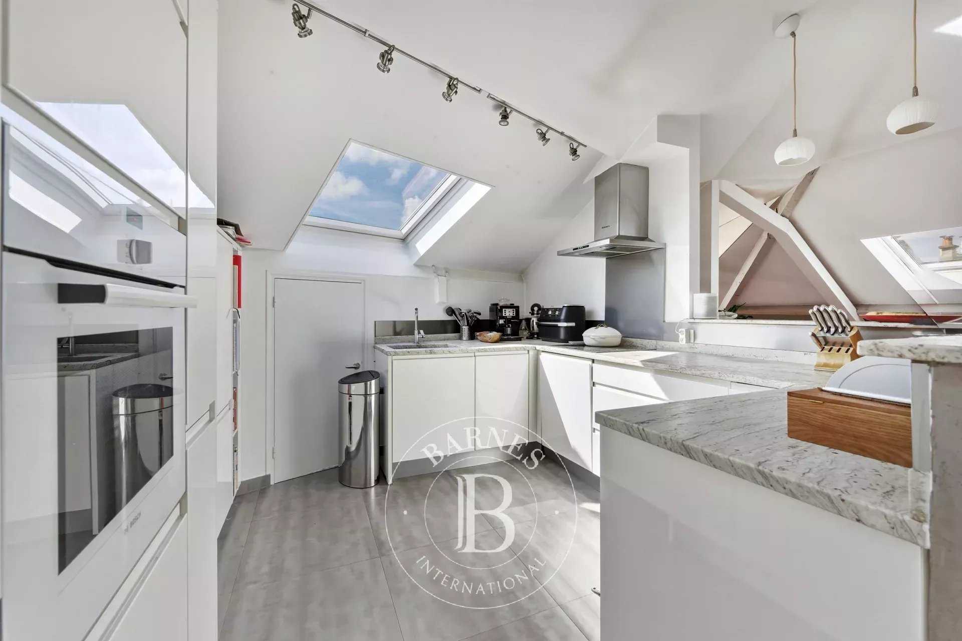 Saint-Mandé  - Appartement 6 Pi&egrave;ces 4 Chambres