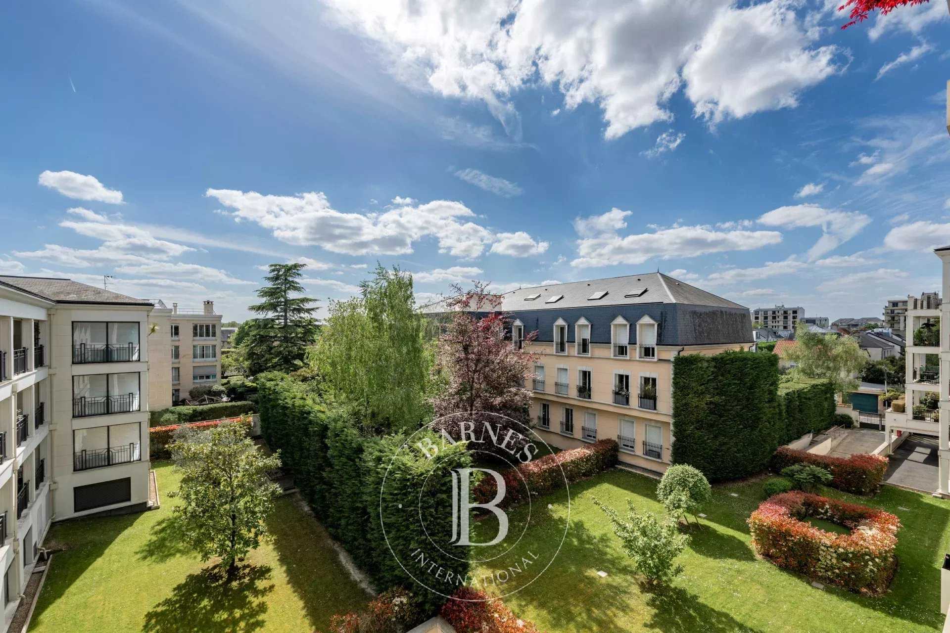 Saint-Maur-des-Fossés  - Appartement 3 Pi&egrave;ces 2 Chambres