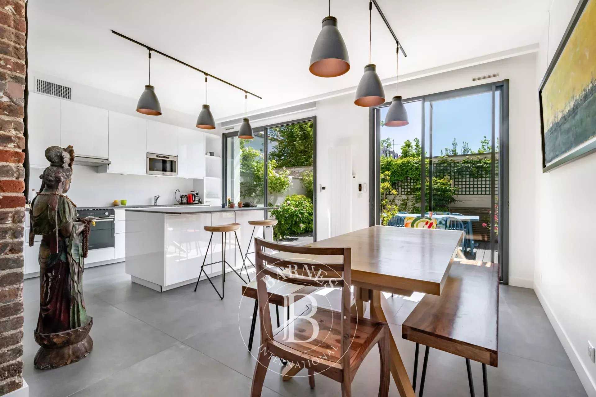 Fontenay-sous-Bois  - House 4 Bedrooms