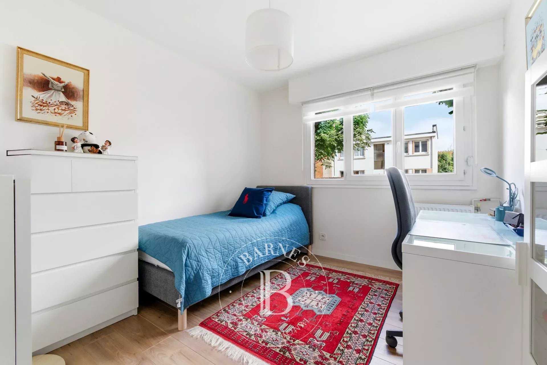Saint-Maur-des-Fossés  - Apartment 4 Bedrooms