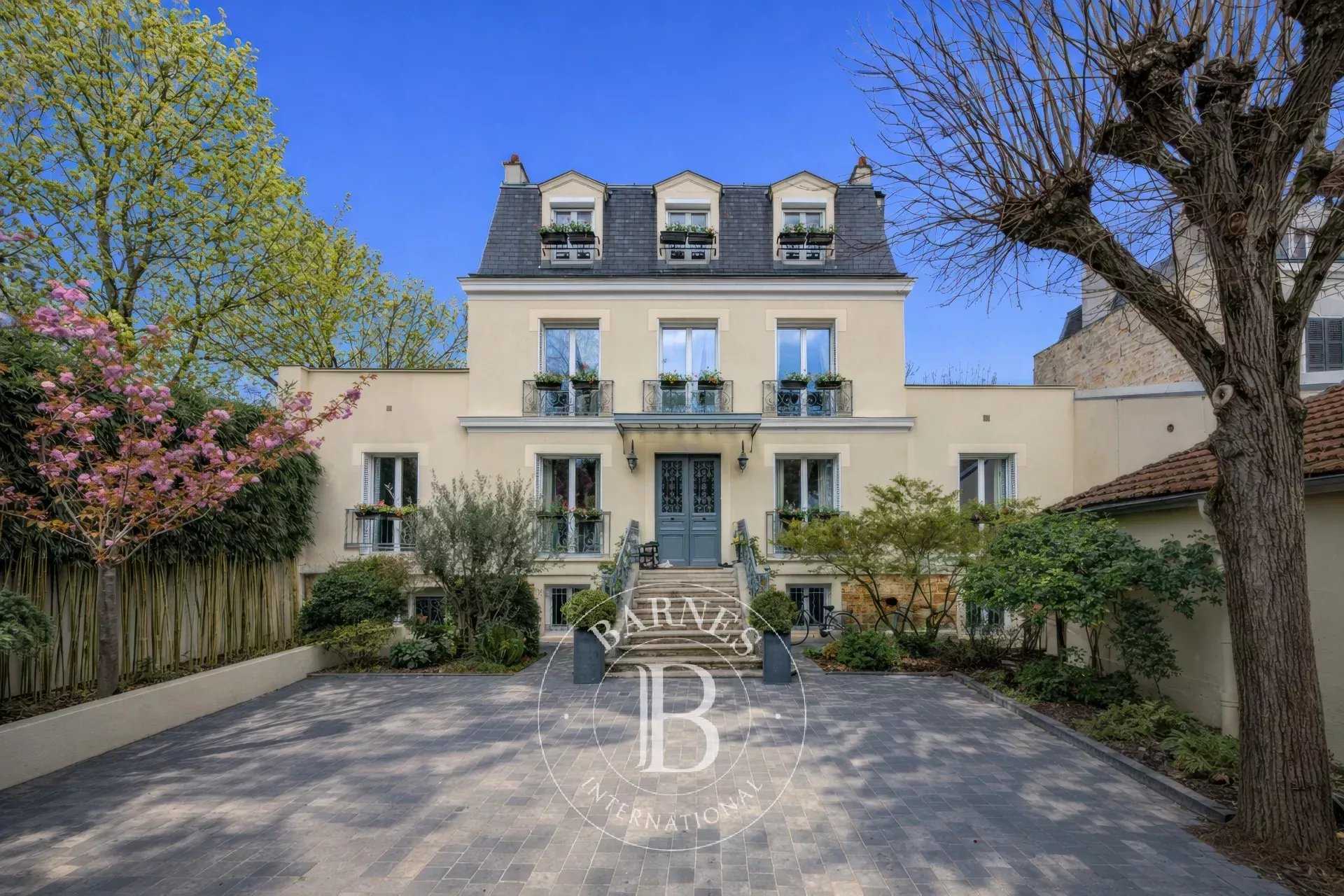Fontenay-sous-Bois  - Maison 10 Pi&egrave;ces 6 Chambres