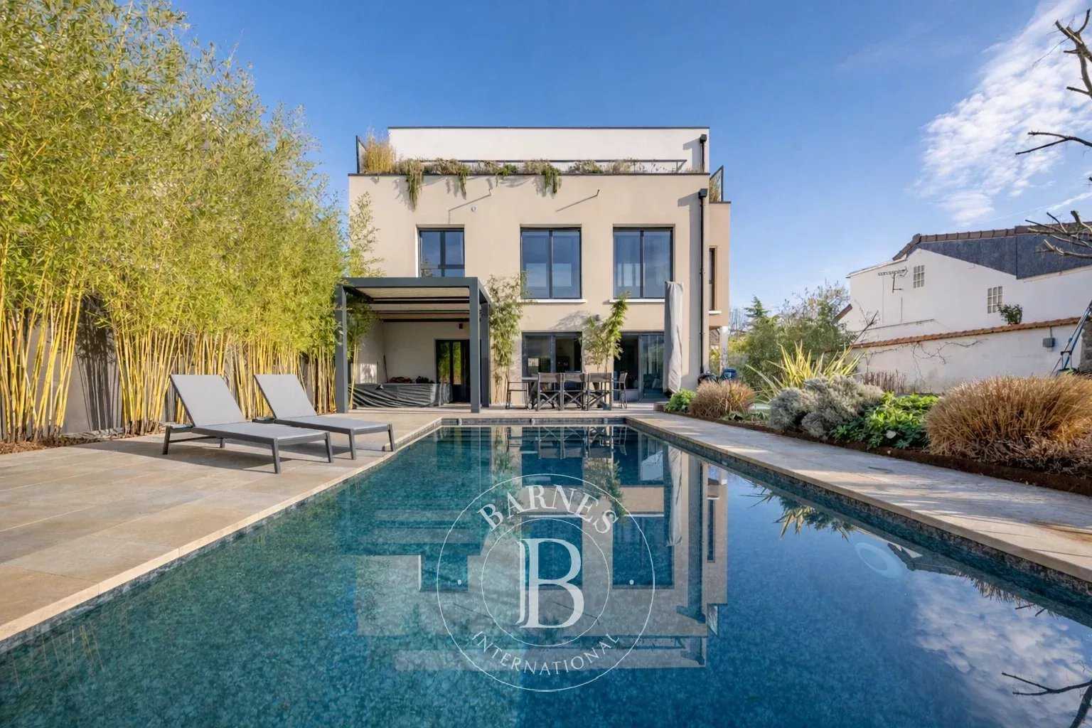 Saint-Maur-des-Fossés  - House 6 Bedrooms