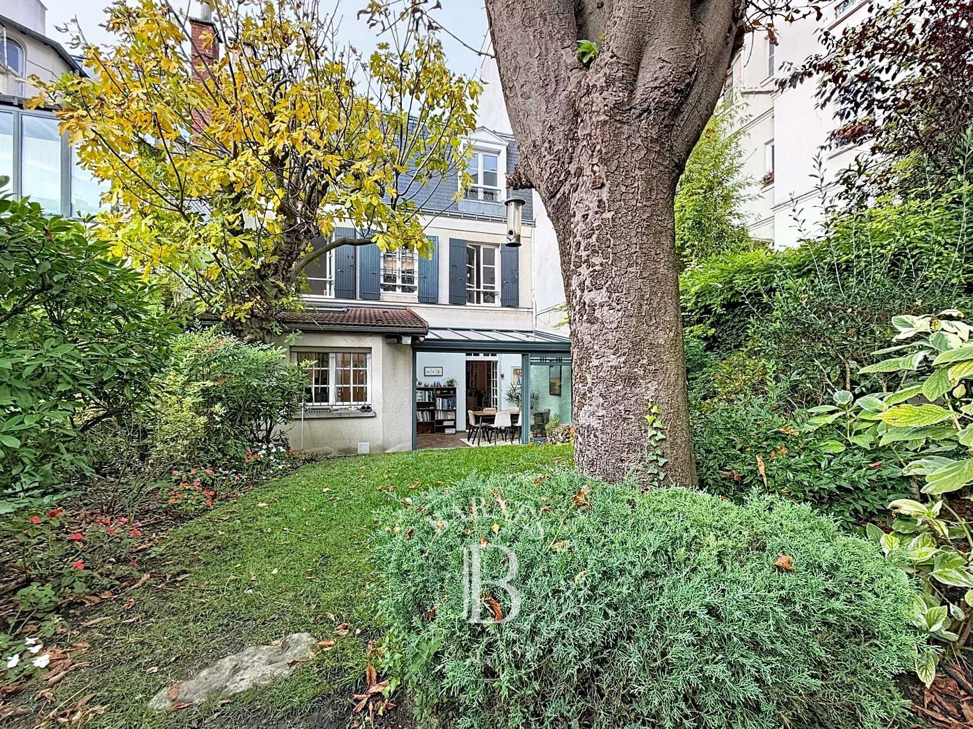 Saint-Mandé  - House 5 Bedrooms