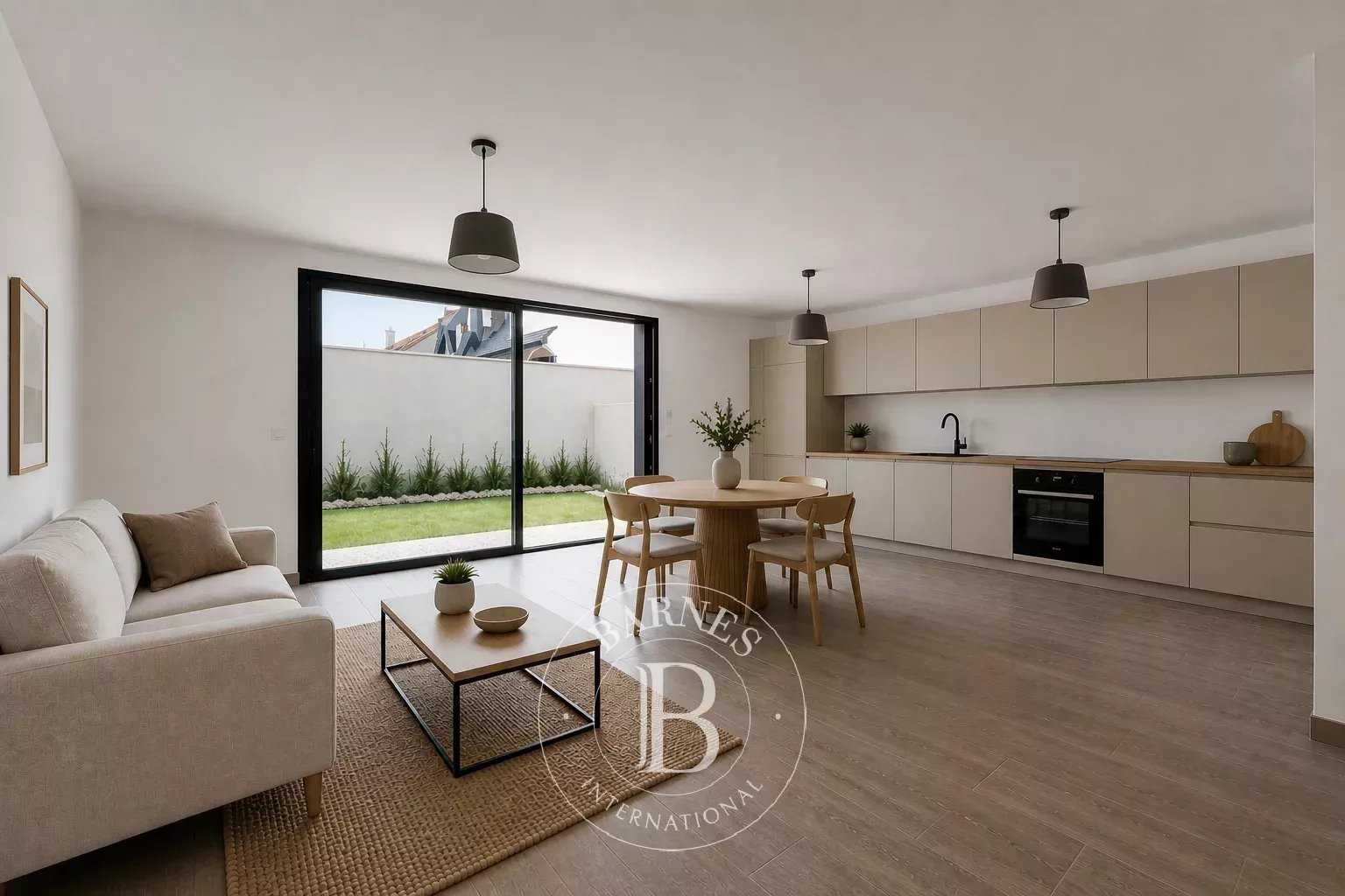 Joinville-le-Pont  - House 5 Bedrooms