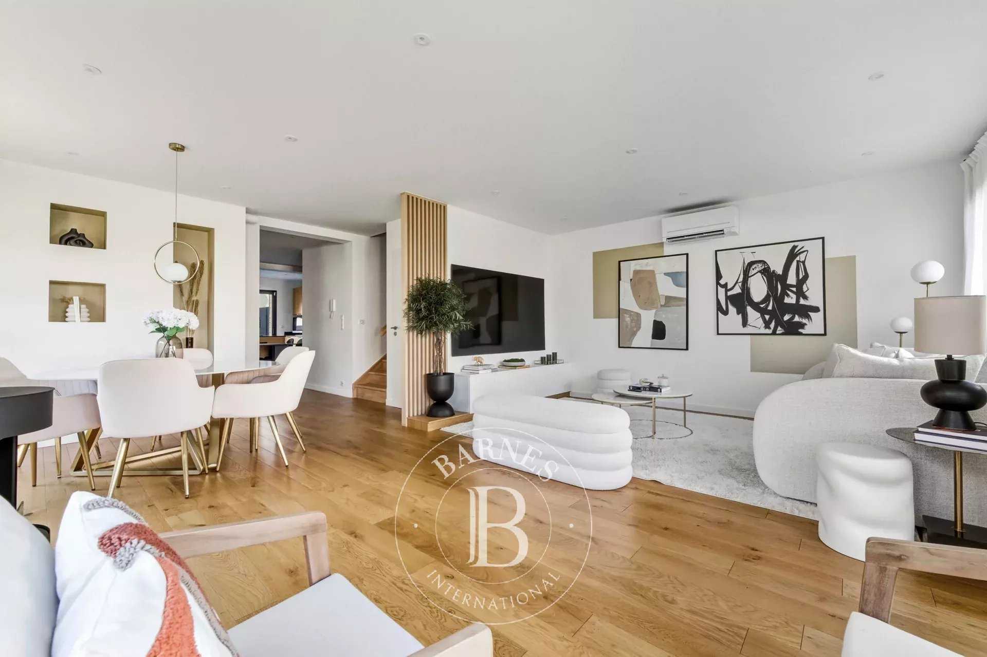 Joinville-le-Pont  - Maison 6 Pi&egrave;ces 5 Chambres