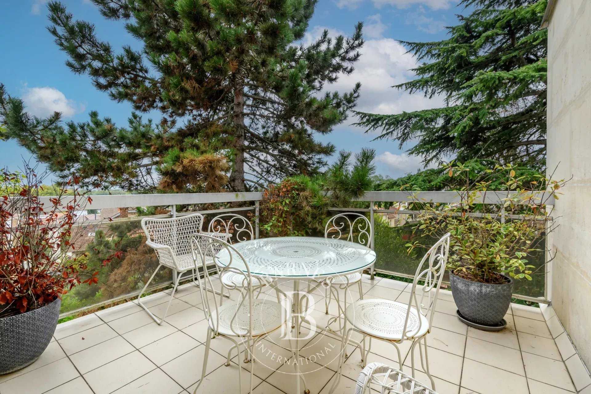 Apartment Nogent-sur-Marne  -  ref 86358797 (picture 1)