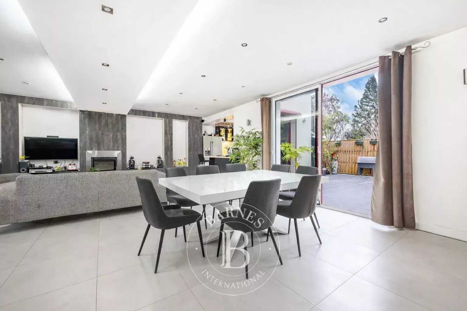 Maison de ville Créteil  -  ref 86637153 (picture 1)