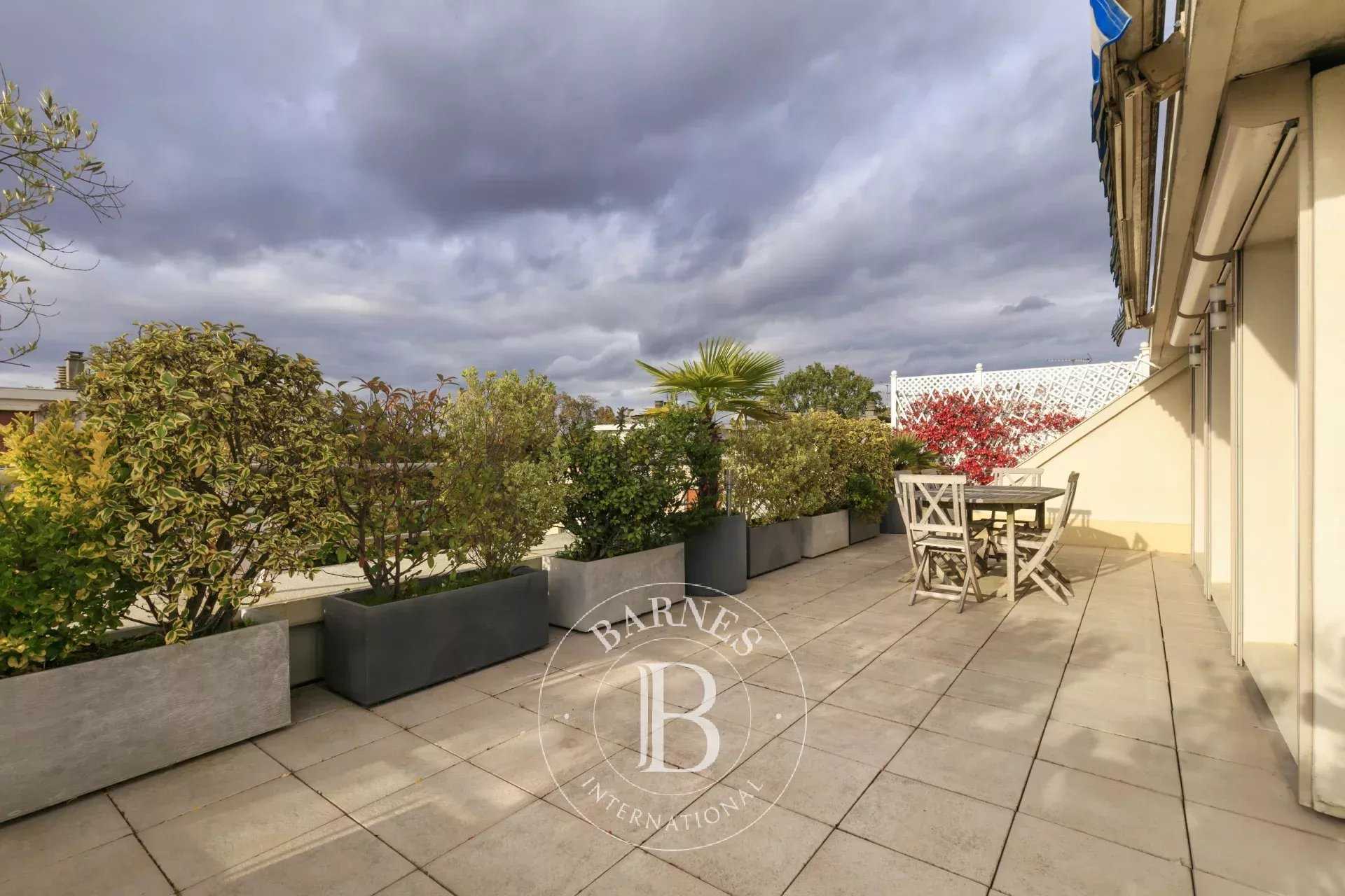 Apartment Nogent-sur-Marne  -  ref 86390767 (picture 2)