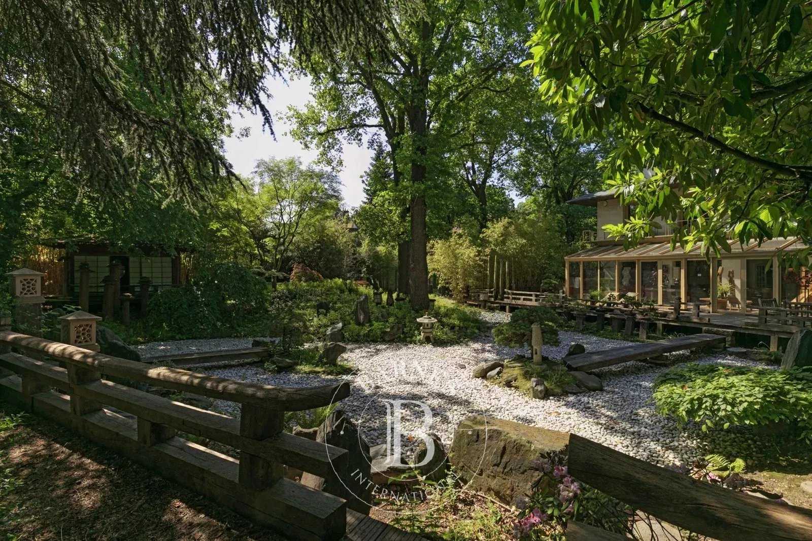 Nogent-sur-Marne  - Maison 10 Pi&egrave;ces 5 Chambres