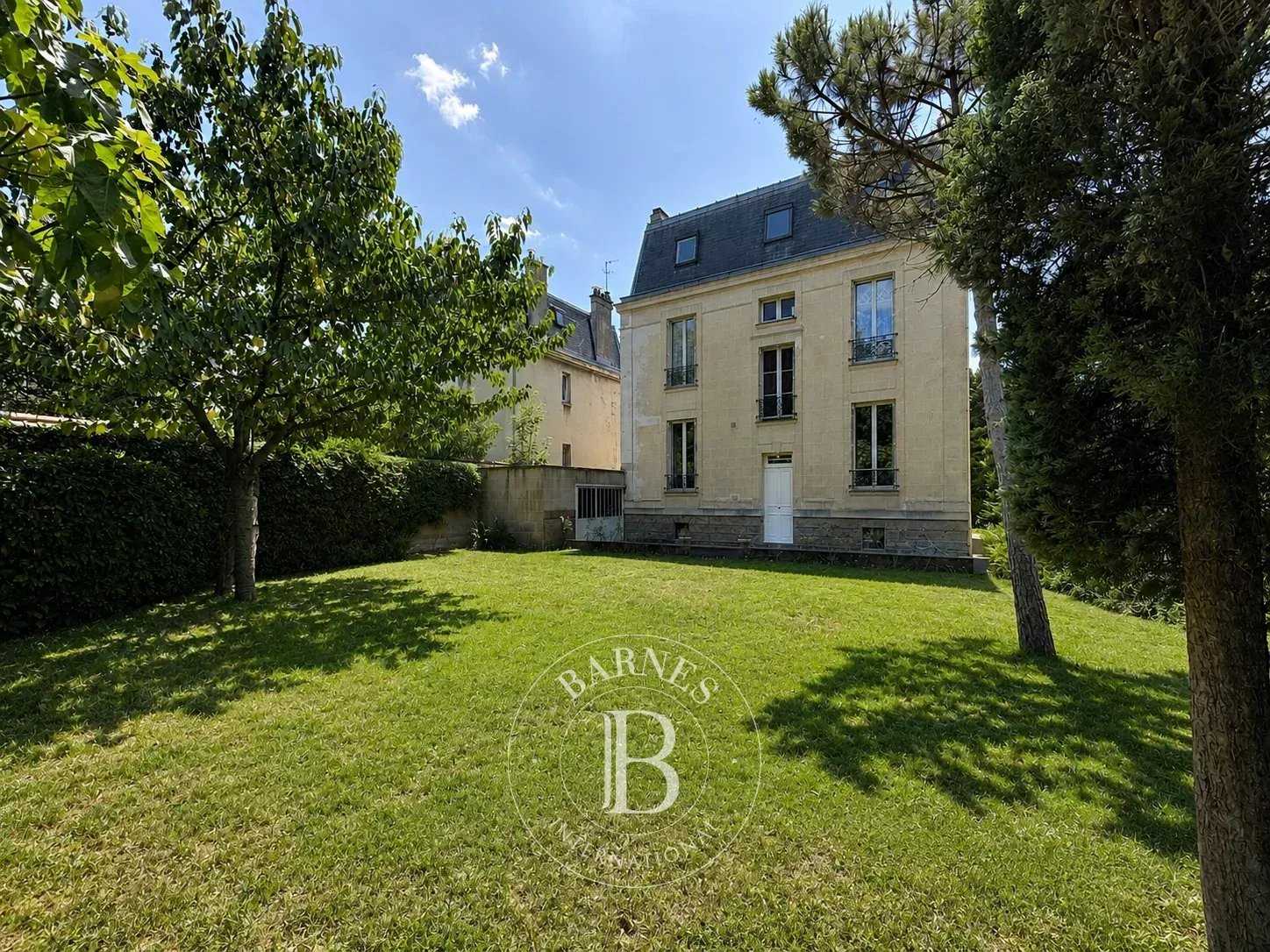 Mansion Vincennes  -  ref 87169160 (picture 2)