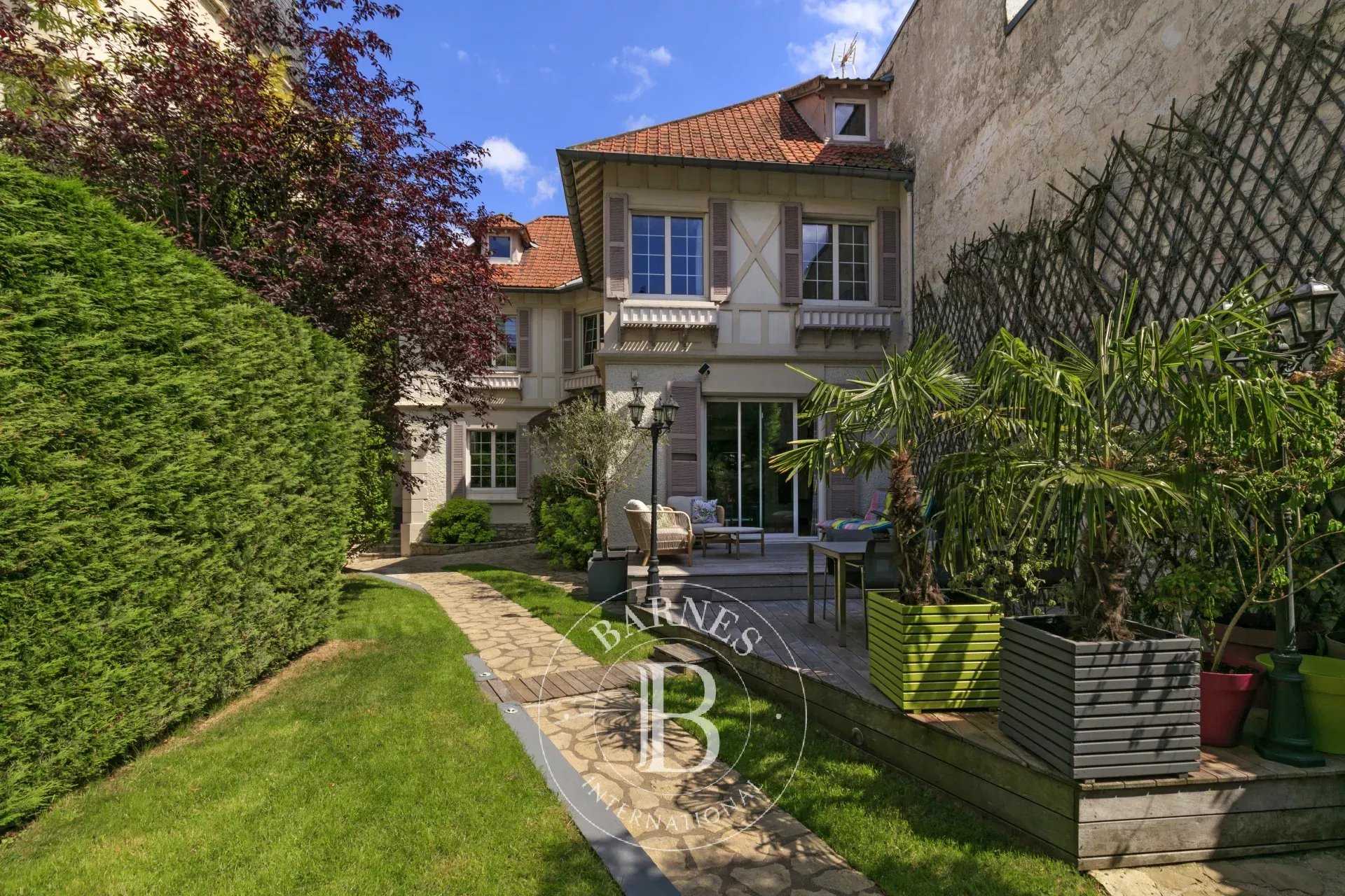 Casa Vincennes  -  ref 85930881 (picture 1)