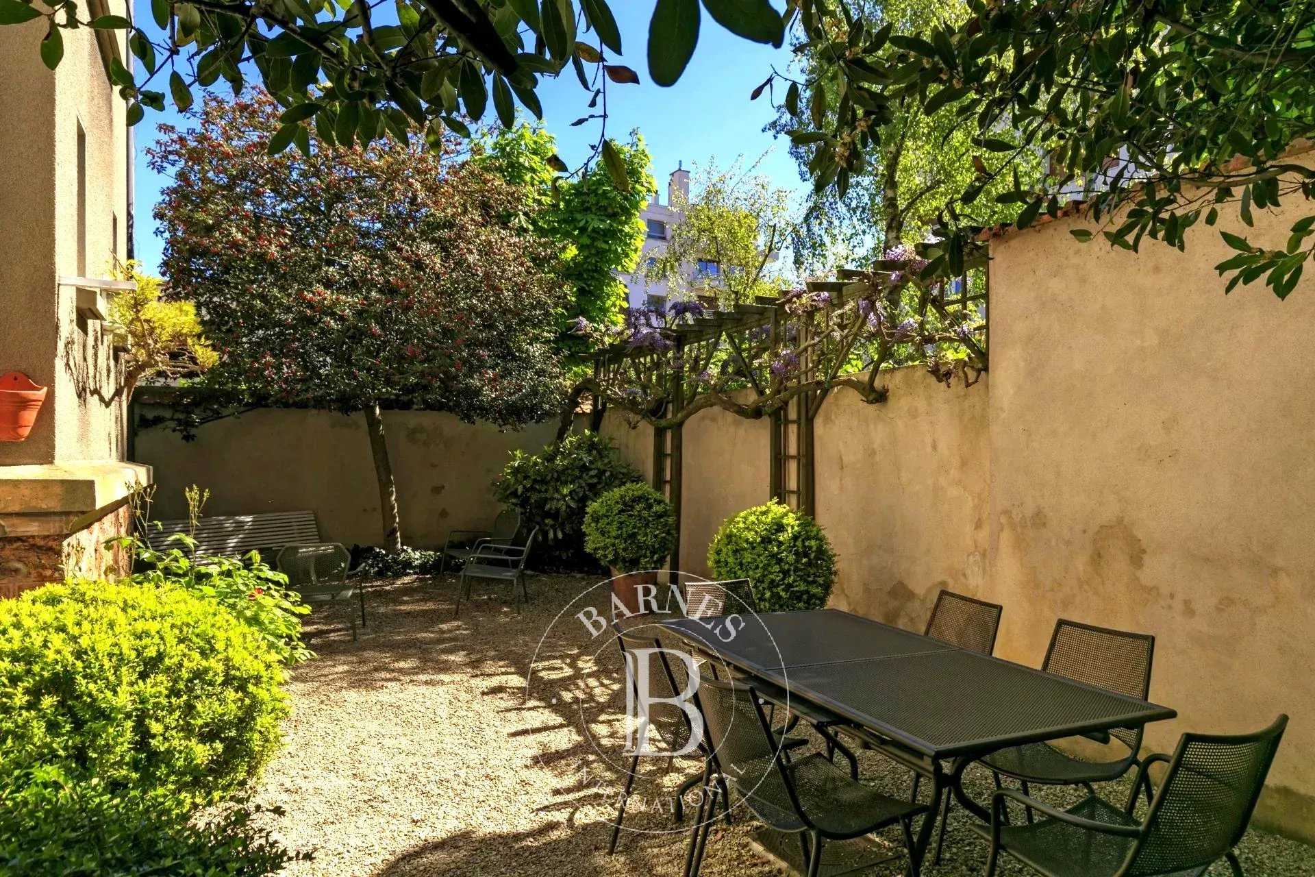 Fontenay-sous-Bois  - Maison 5 Pi&egrave;ces 4 Chambres