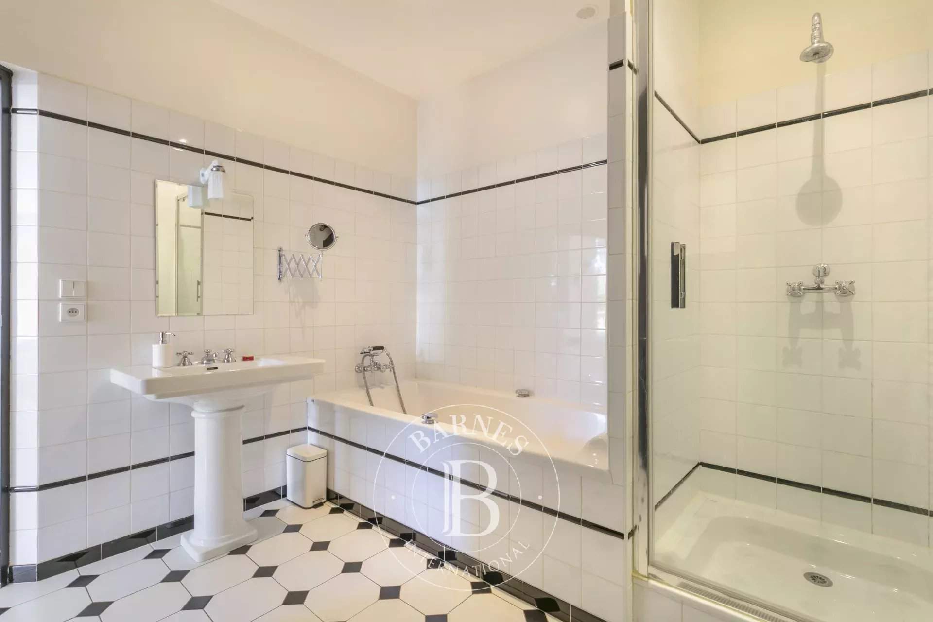 Saint-Maur-des-Fossés  - Maison 6 Pi&egrave;ces 4 Chambres - picture 13