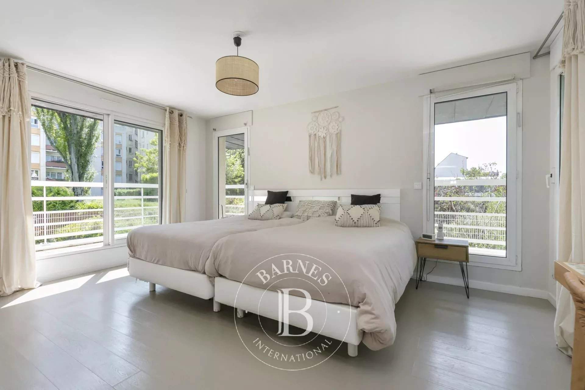 Vincennes  - House 5 Bedrooms - picture 12