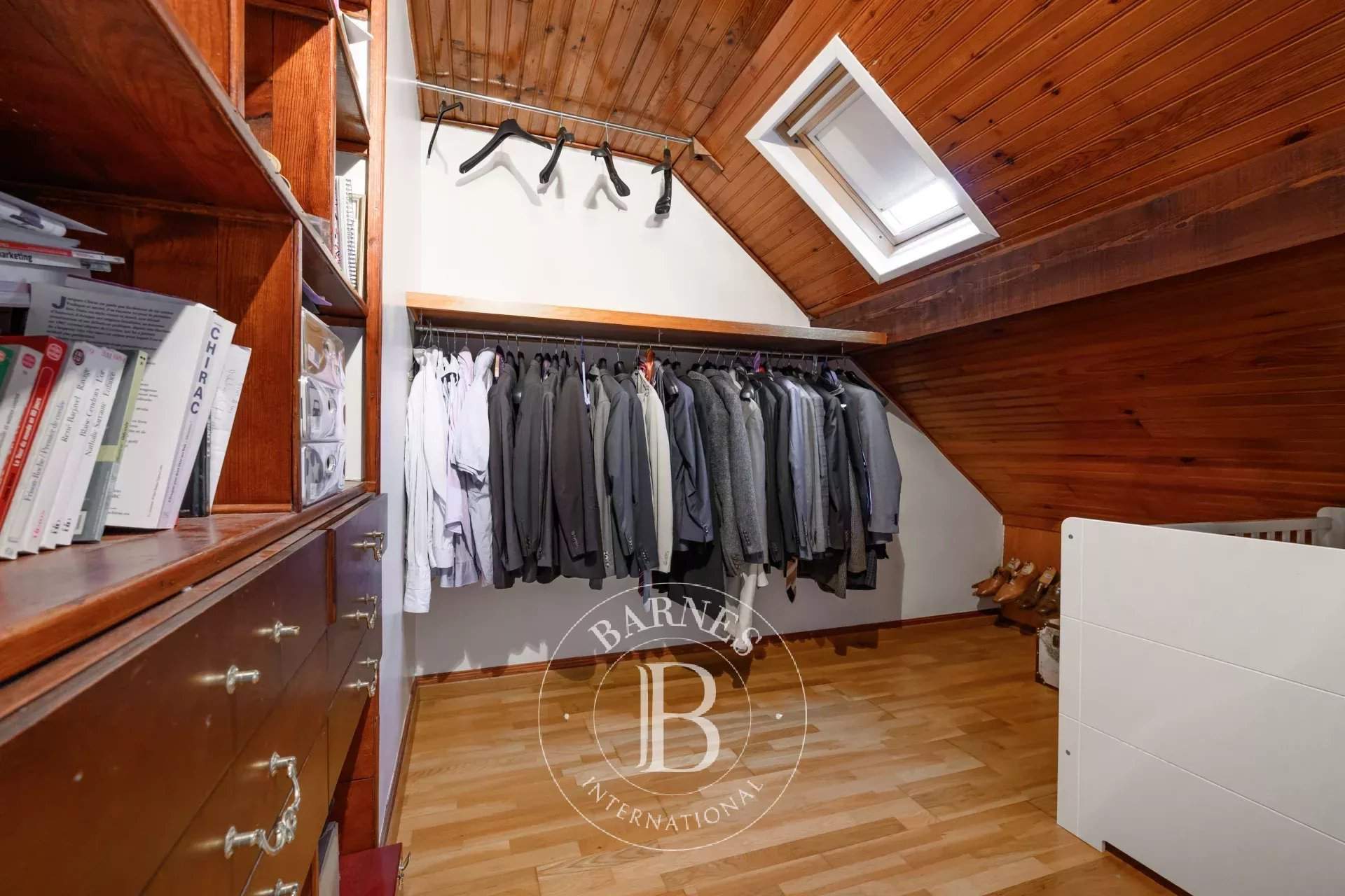Bry-sur-Marne  - Maison 8 Pièces 5 Chambres - picture 11