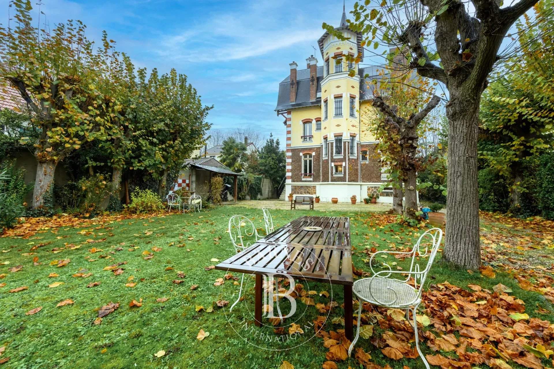 Joinville-le-Pont  - Maison 9 Pi&egrave;ces 6 Chambres - picture 7