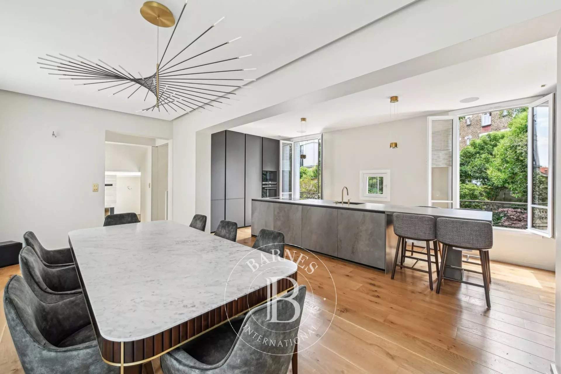 Maisons-Alfort  - Maison 9 Pi&egrave;ces 5 Chambres - picture 8