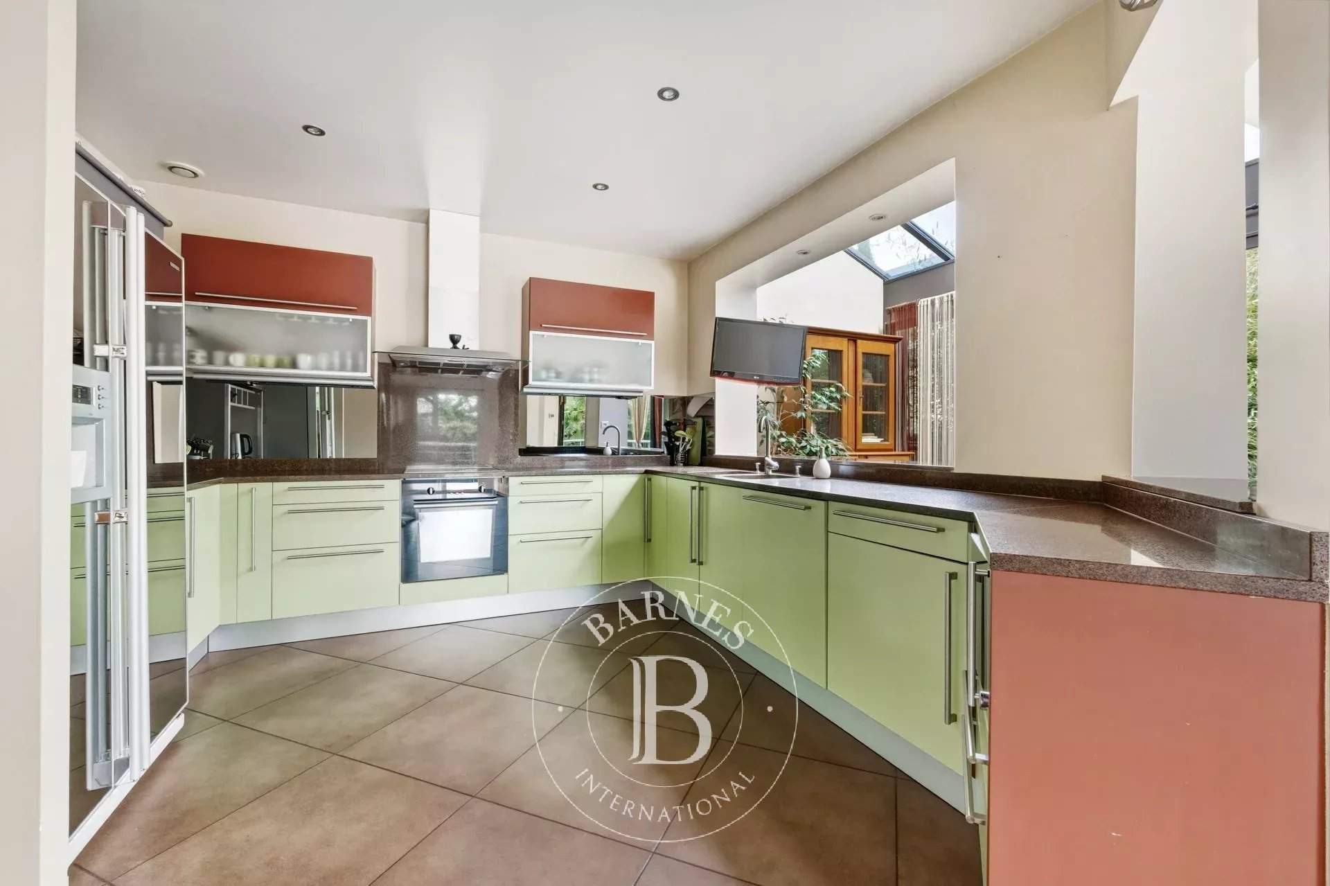 Joinville-le-Pont  - Maison 8 Pi&egrave;ces 5 Chambres - picture 7