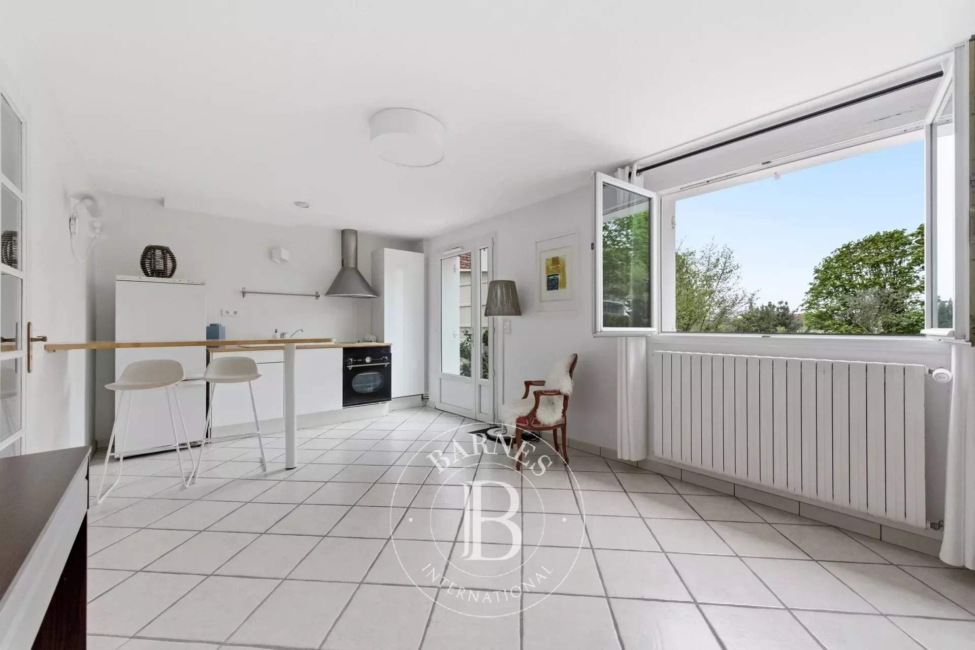 L'Haÿ-les-Roses  - Maison 9 Pi&egrave;ces 5 Chambres - picture 16