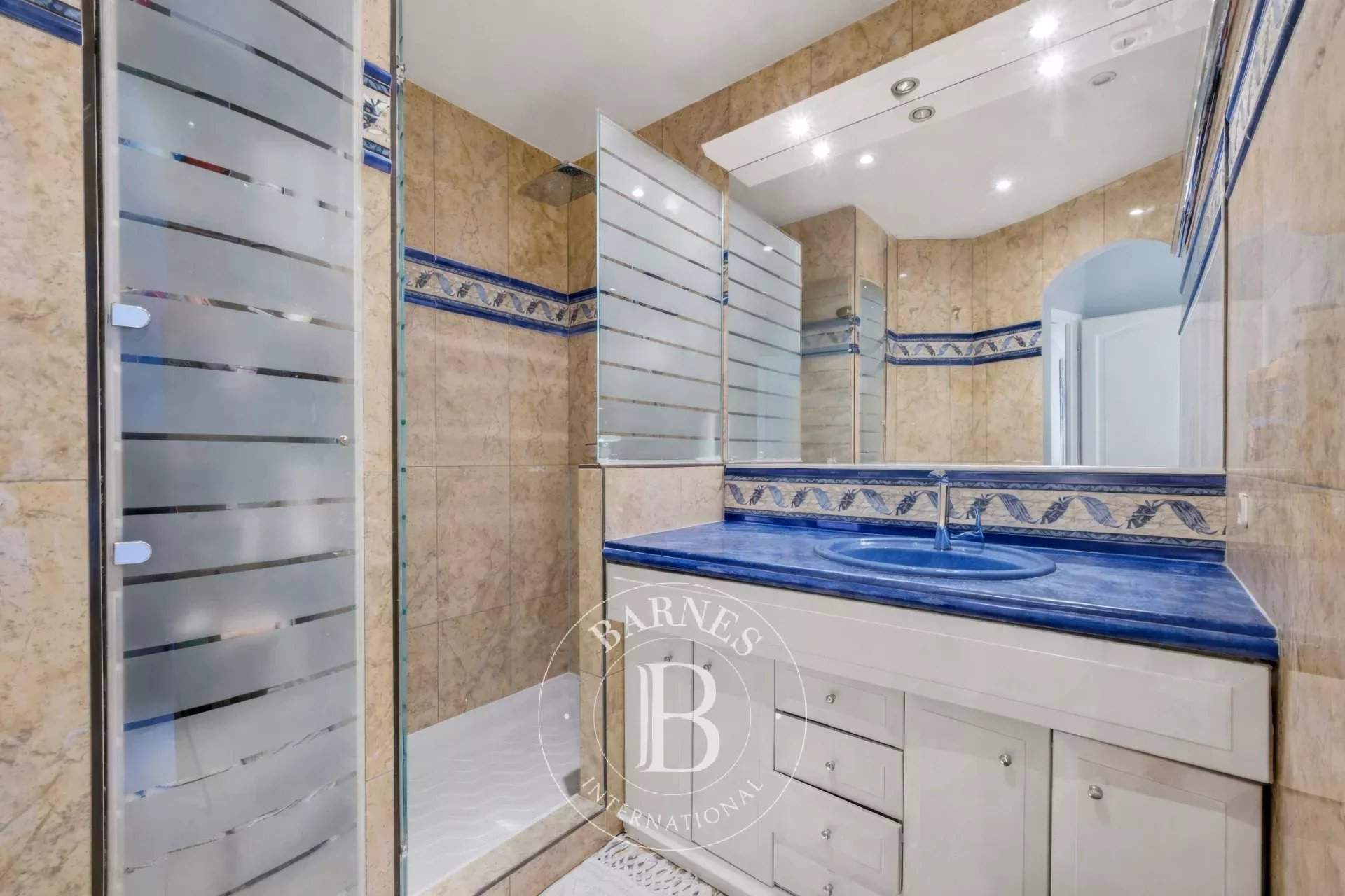 Nogent-sur-Marne  - Maison 5 Pi&egrave;ces 2 Chambres - picture 10